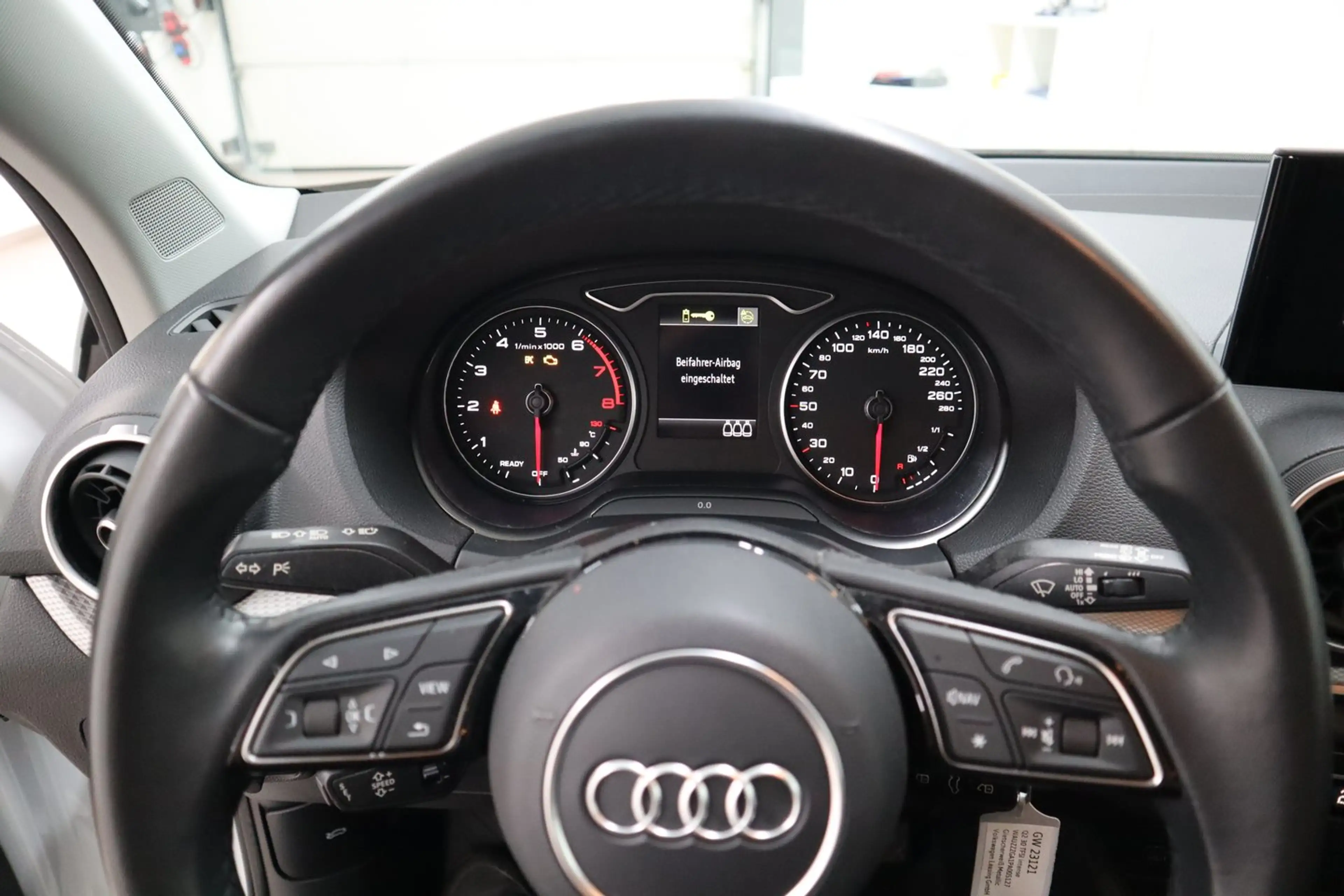 Audi Q2 30 TFSI intense — photo 12