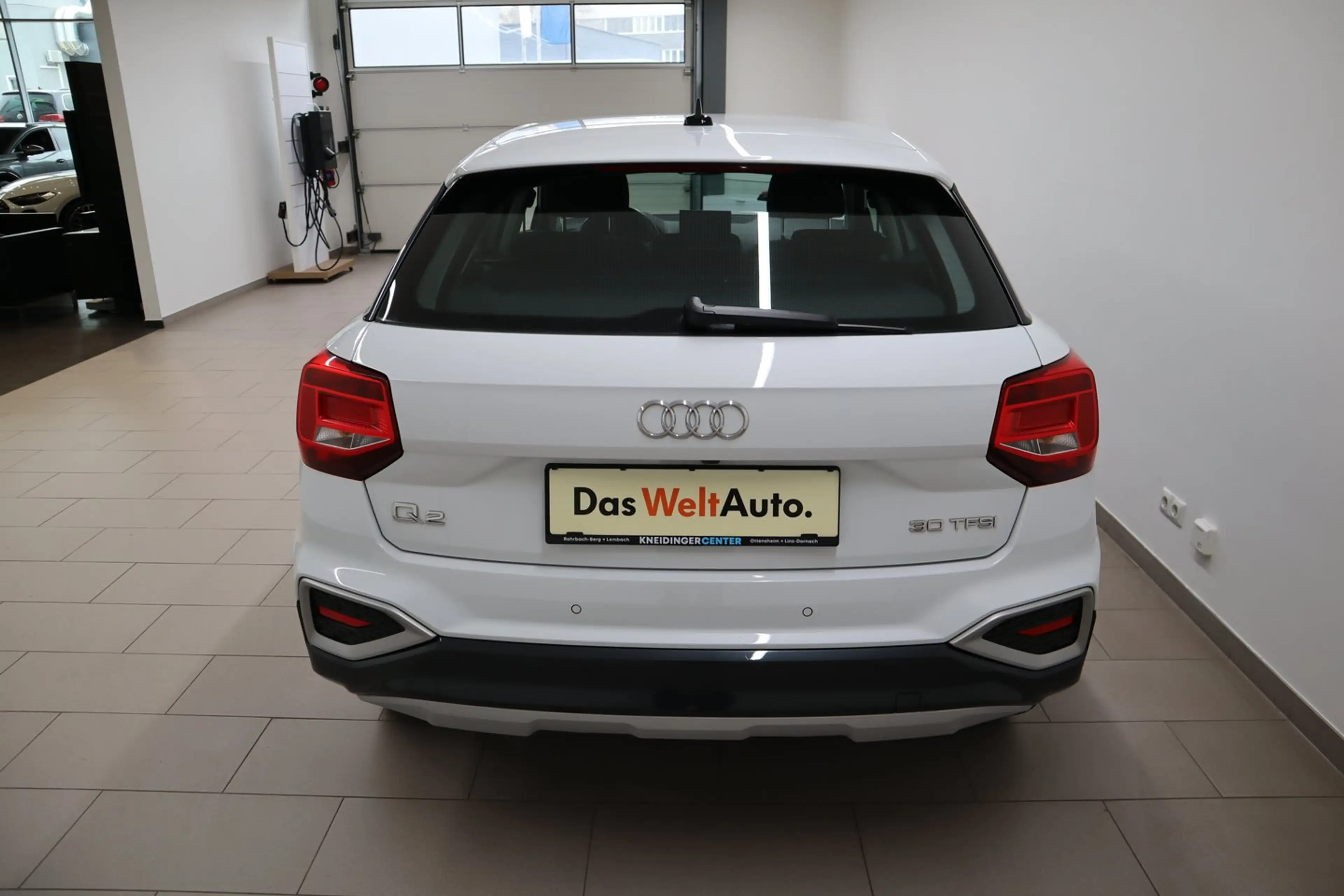 Audi Q2 30 TFSI intense — photo 7