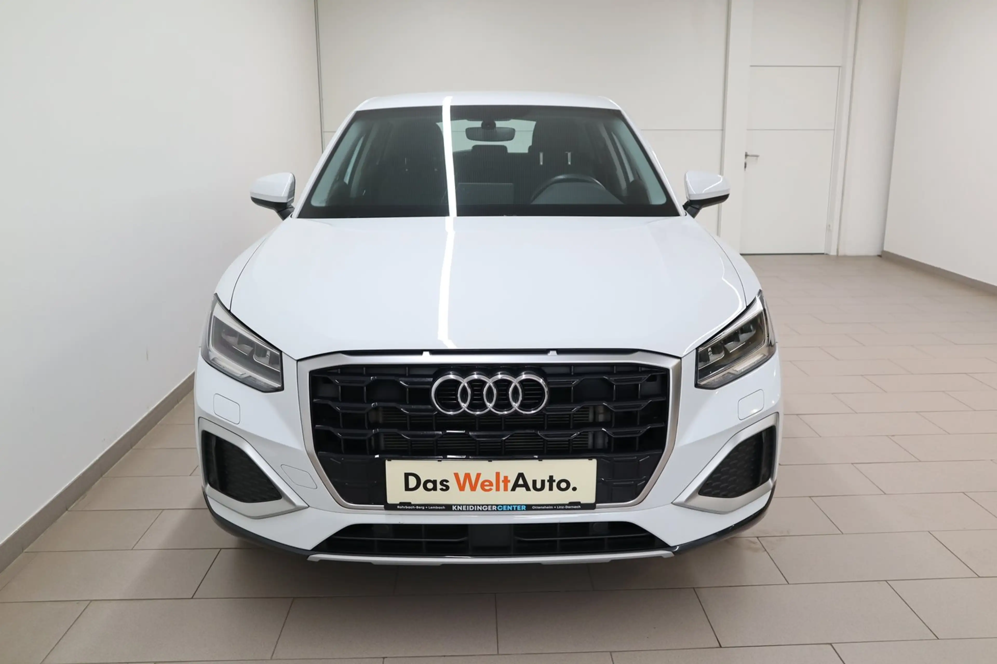 Audi Q2 30 TFSI intense — photo 3