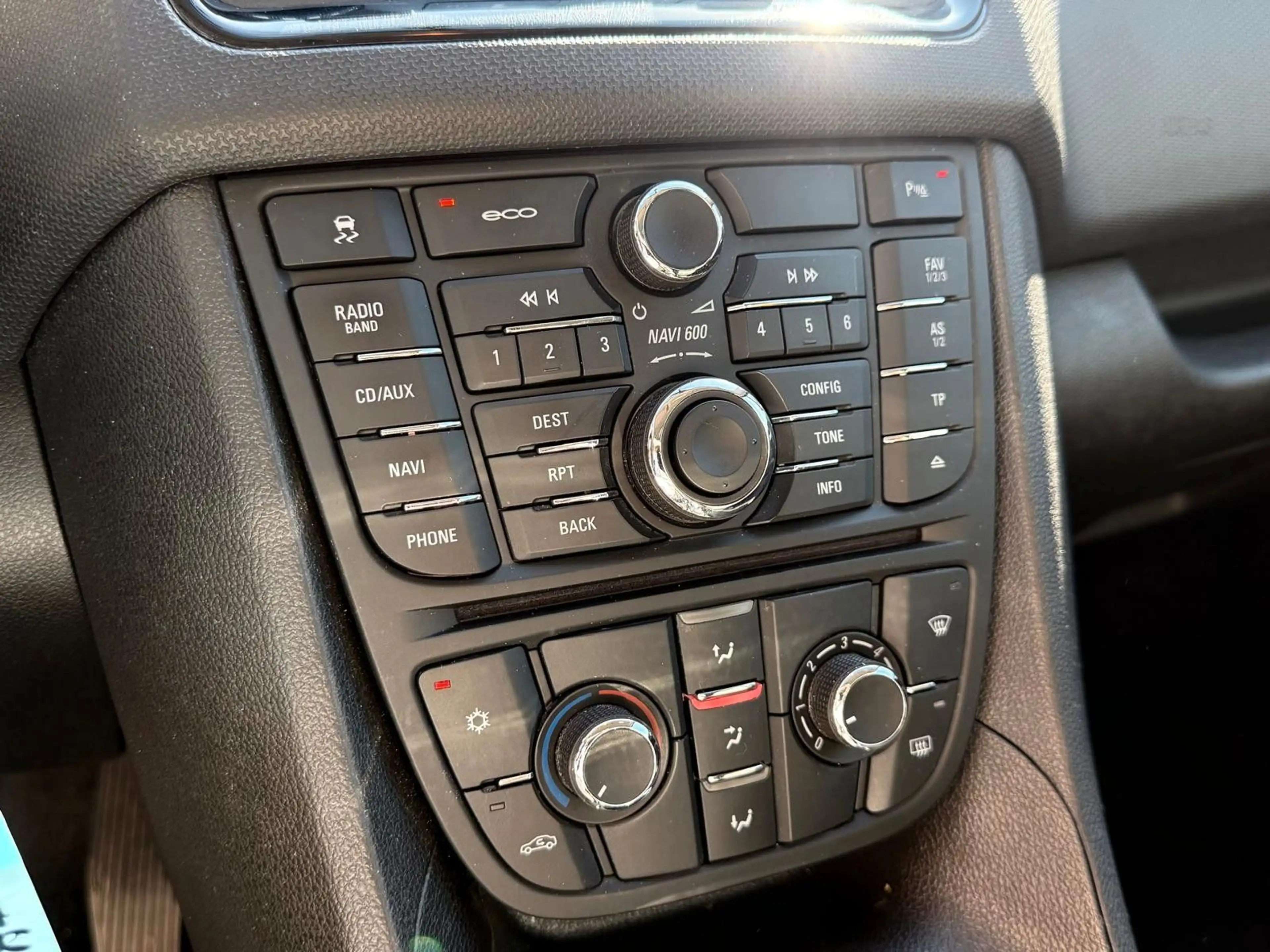 Opel Meriva B *1.4 Benzin* *Sehr gepflegt* — photo 6