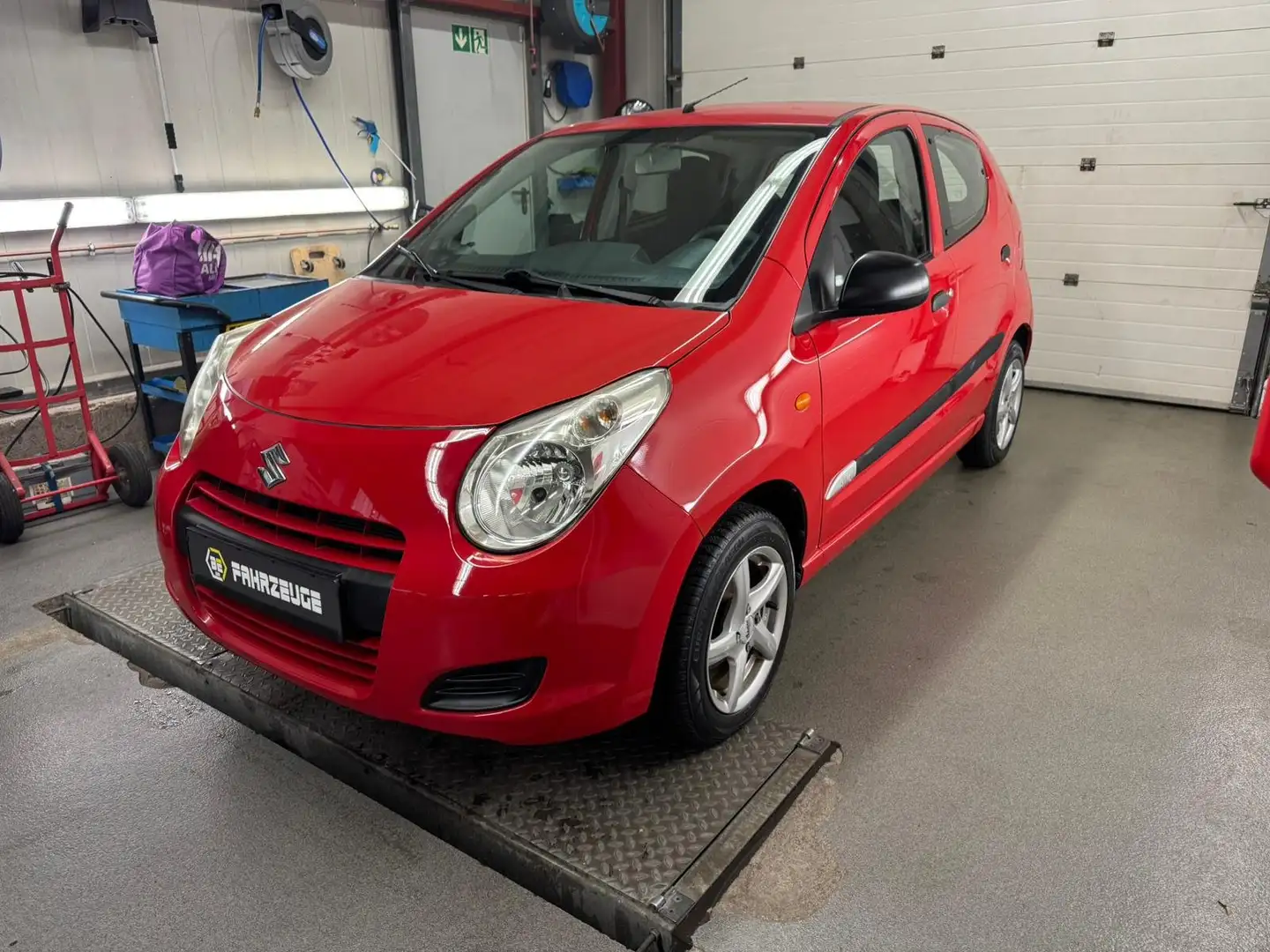 Suzuki Alto Basis Rot - 2