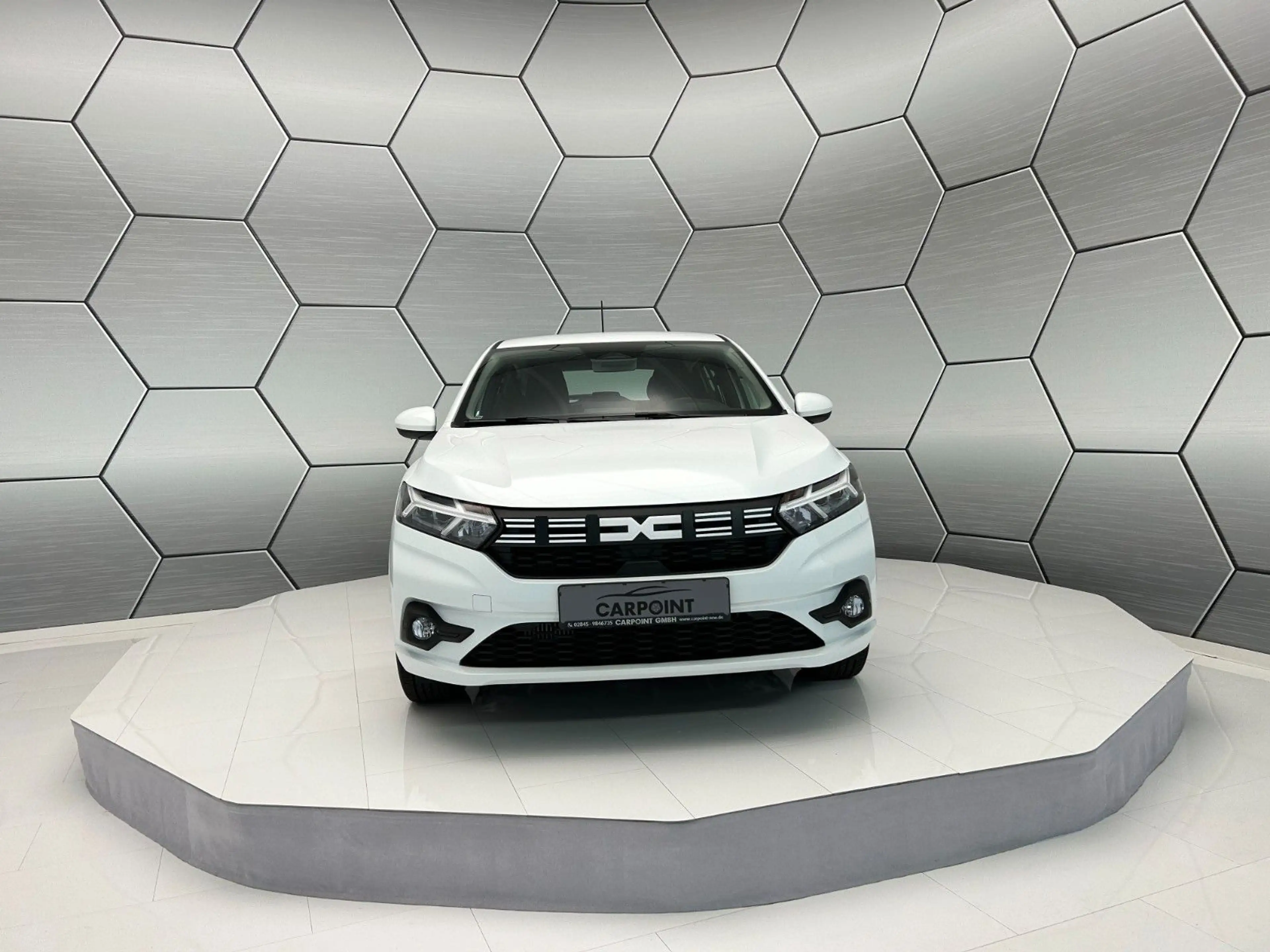 Dacia Sandero Expression TCe 100 Klima PDC Lagerwagen — photo 9