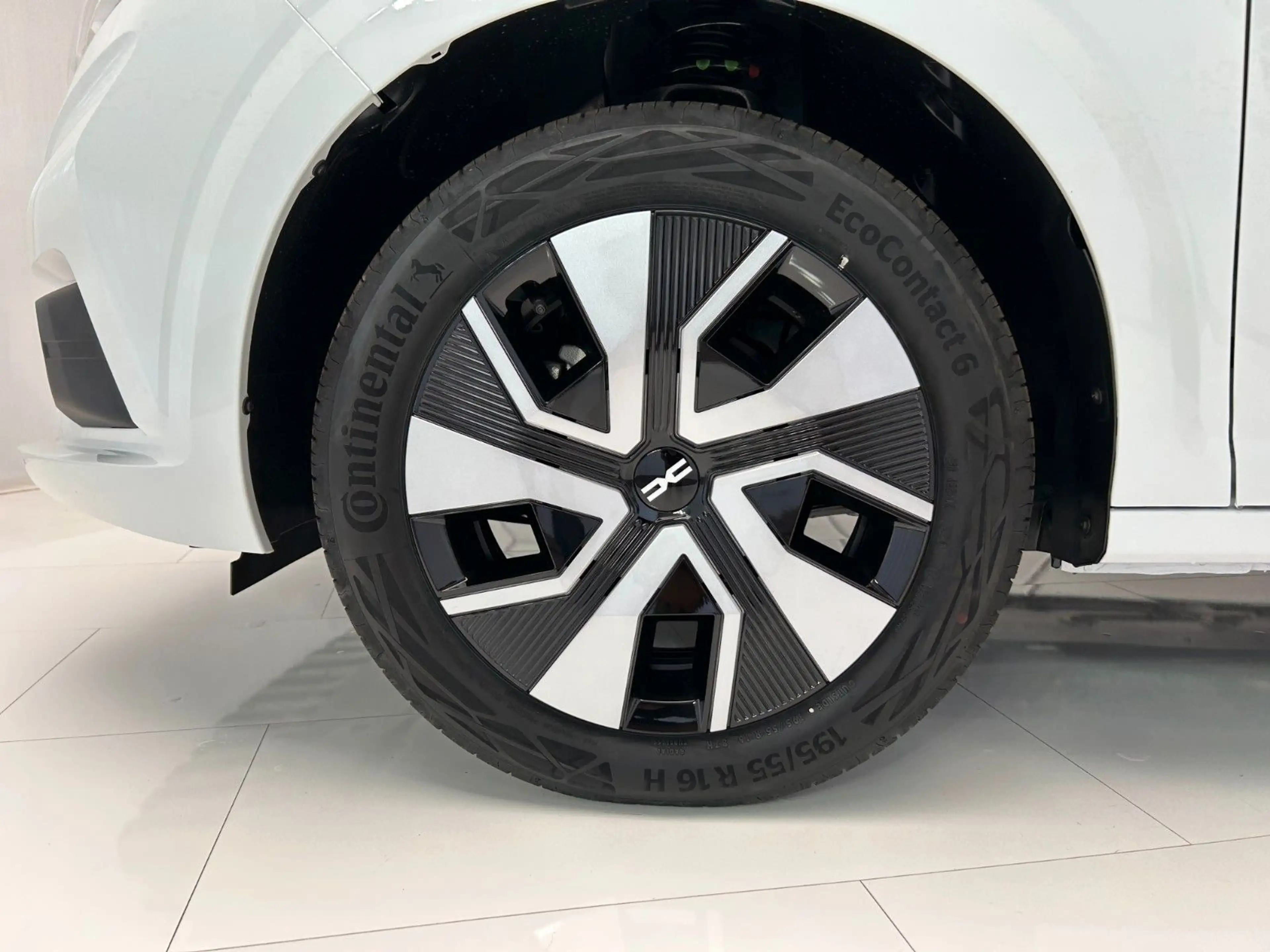 Dacia Sandero Expression TCe 100 Klima PDC Lagerwagen — photo 10