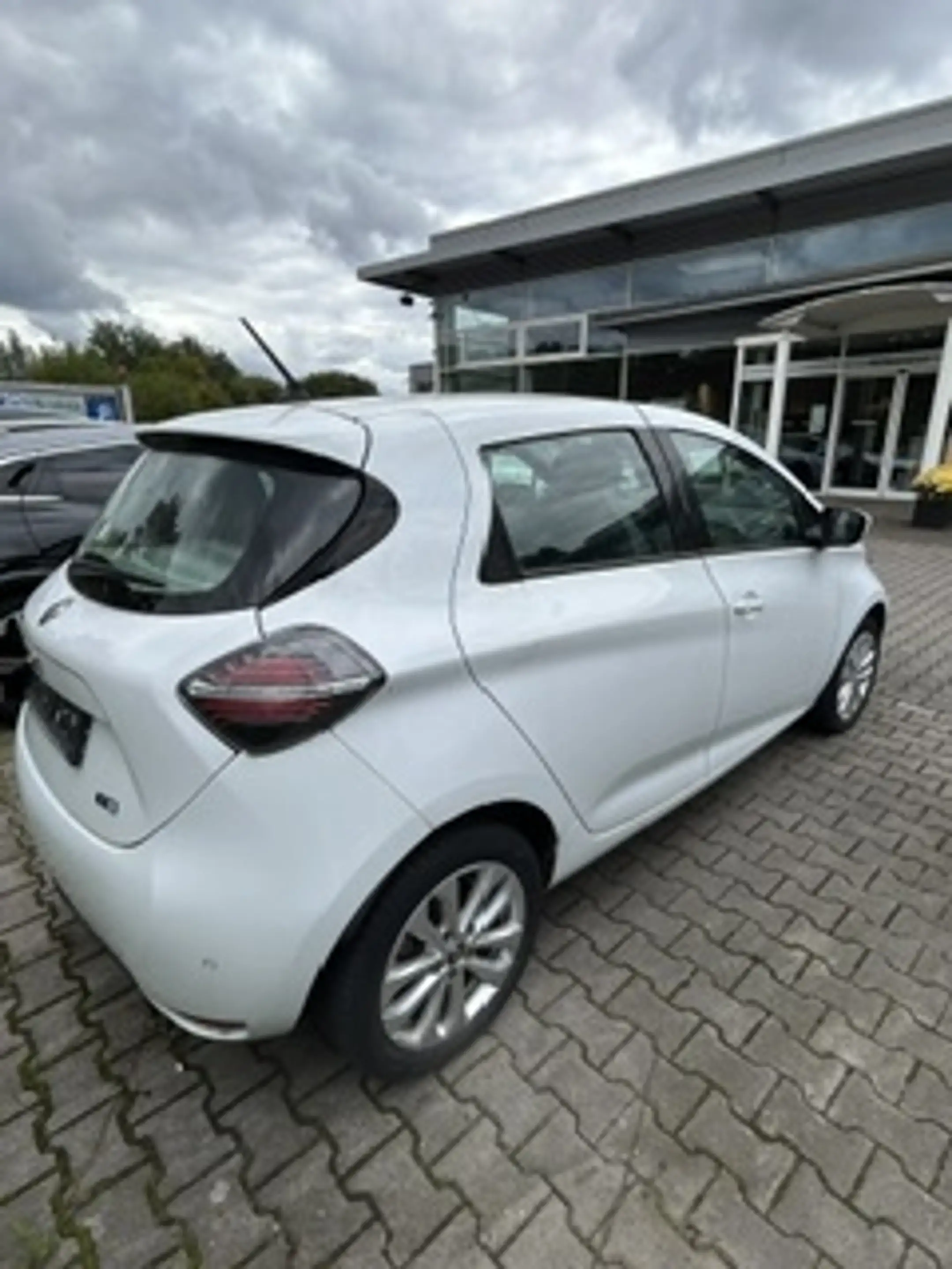 Renault ZOE Experience R110 Z.E. 50 — photo 4