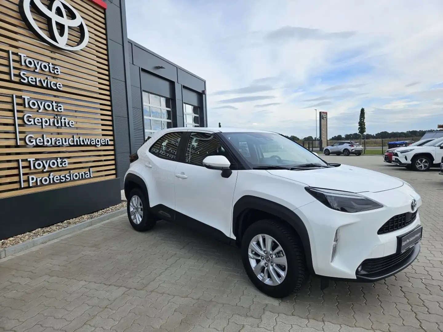 Toyota Yaris Cross Hybrid 1.5 VVT-i Comfort Bianco - 2
