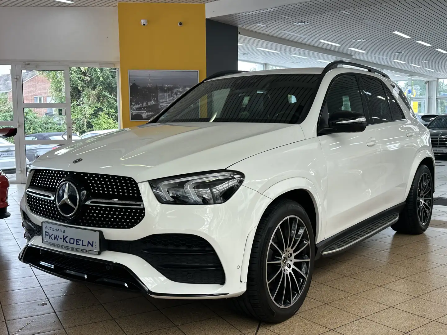 Mercedes-Benz GLE 350 d 4M AMG-LiNE*NiGHT*360°*LED*STANDHZ*21 Weiß - 1