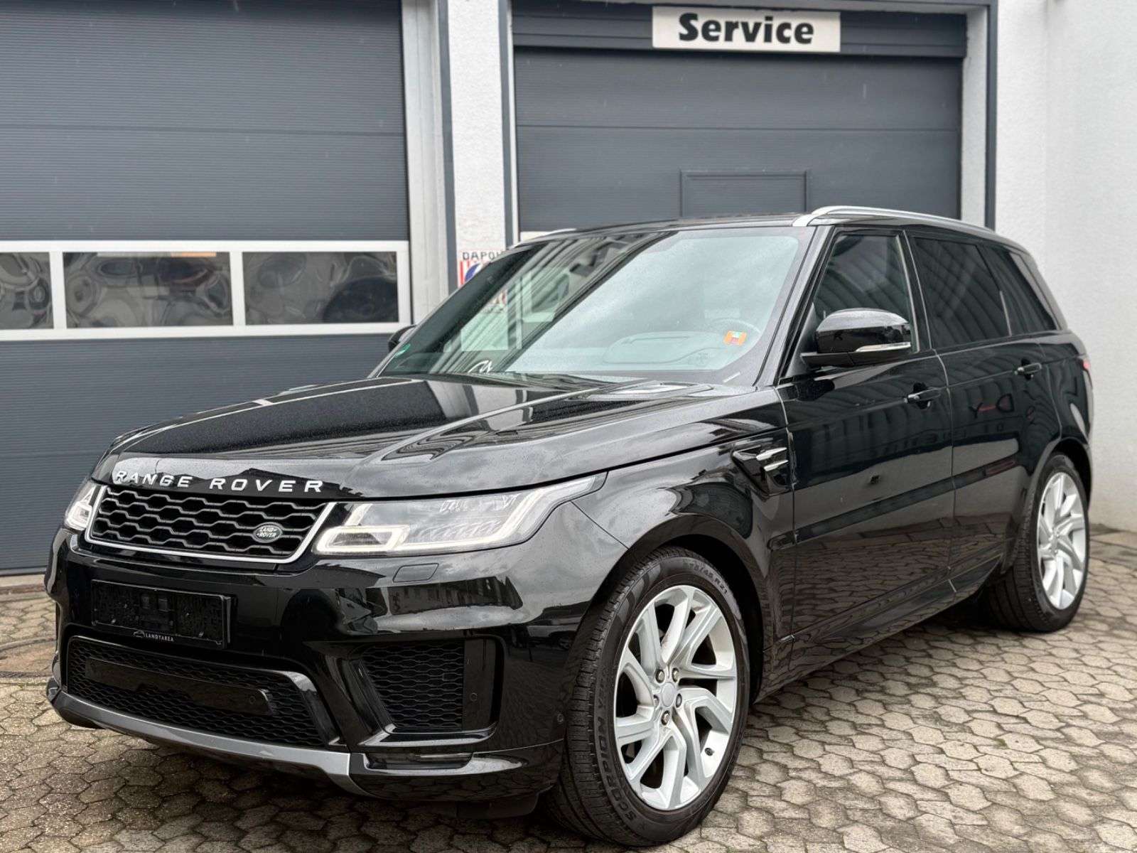Second hand Land Rover Range Rover Sport 3.0