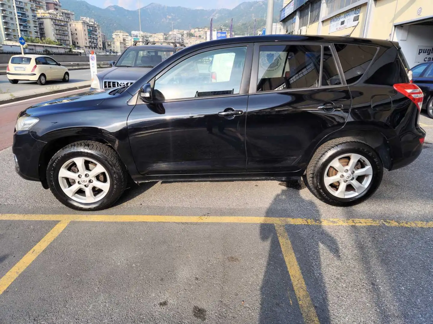 Toyota RAV 4 Crossover 2.2 d-4d Exclusive 150cv Schwarz - 2