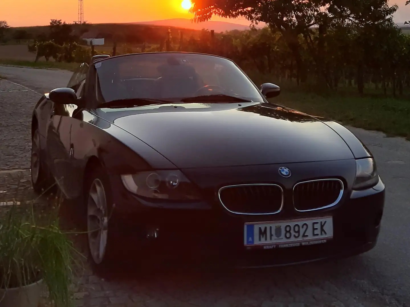 BMW Z4 Z4 2,5i Aut. Schwarz - 1