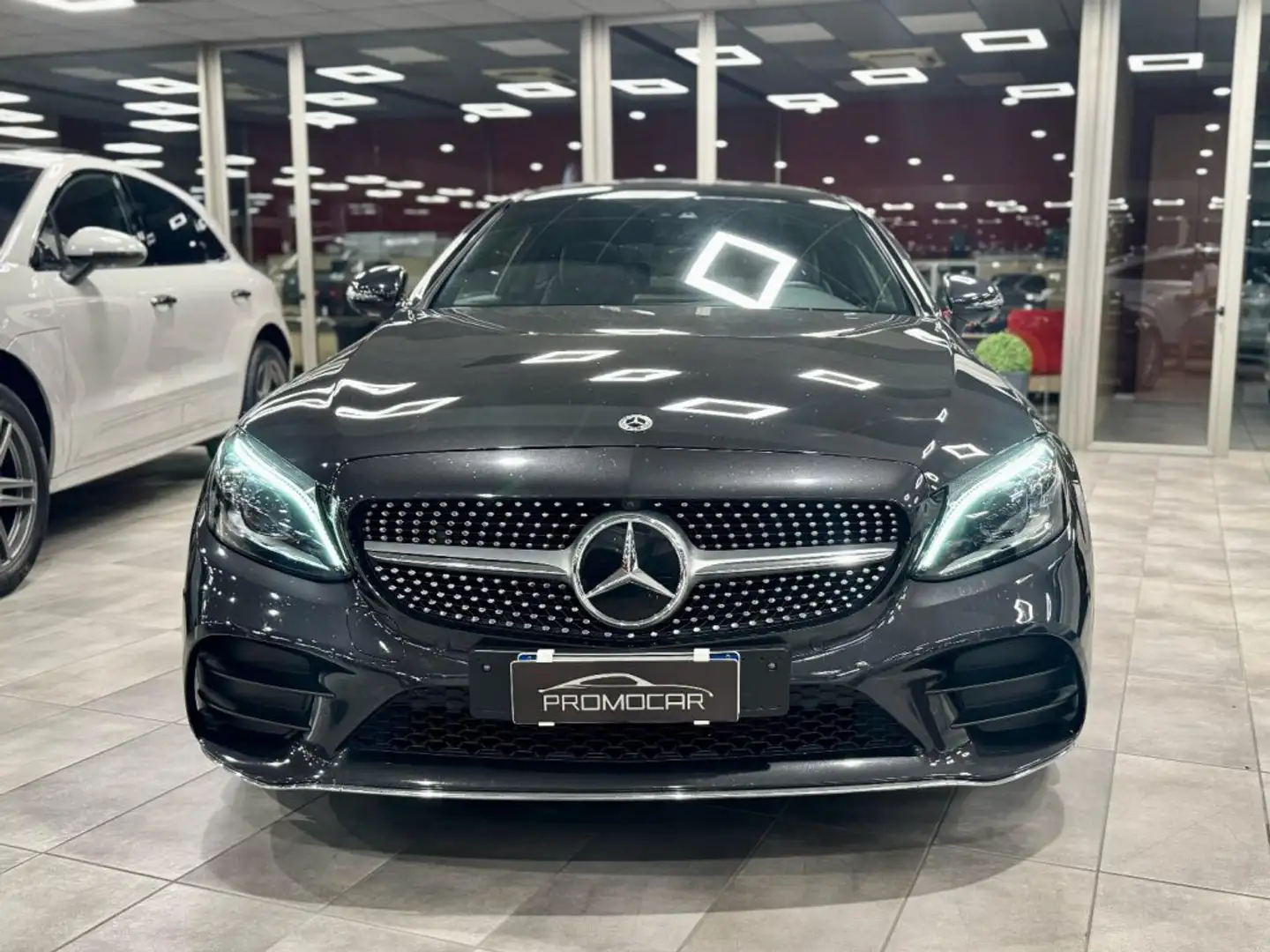 Mercedes-Benz C 220 d Auto 4Matic Coupé PREMIUM PLUS *TETTO*UNIPROP Grigio - 2