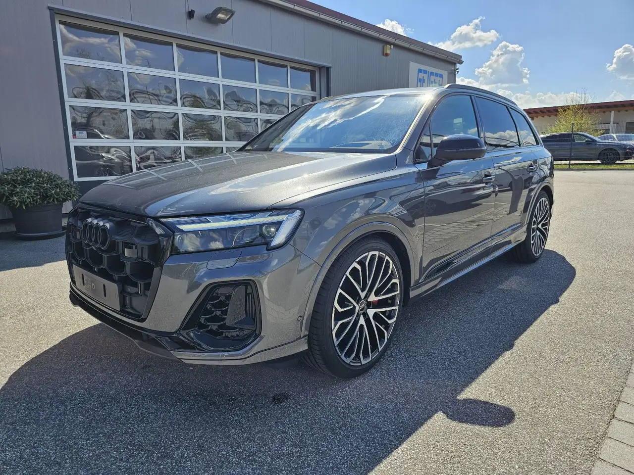 Audi SQ7