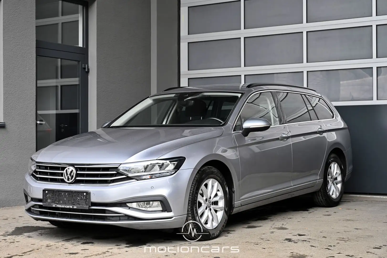 Volkswagen Passat Variant Passat 2.0 TDI BMT/Start-Stopp Business DSG Picke Silber - 1