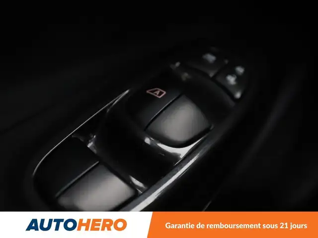 Nissan Juke view 28
