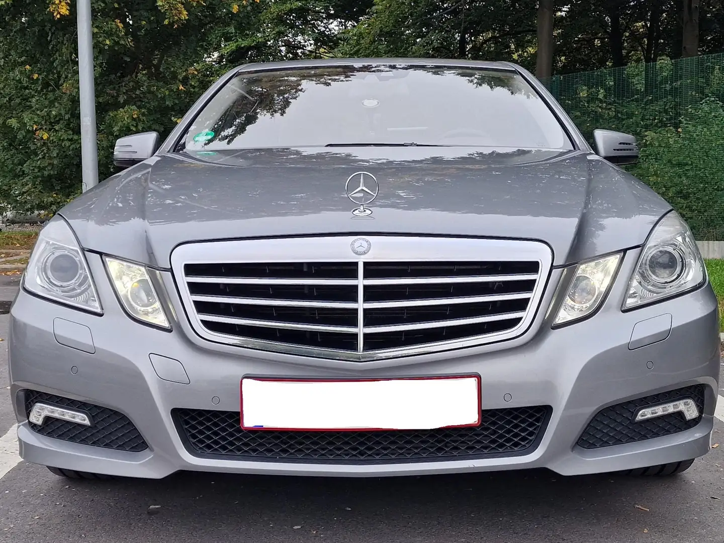 Mercedes-Benz E 250 CDI DPF BlueEFFICIENCY Avantgarde Full Options...! Grijs - 1