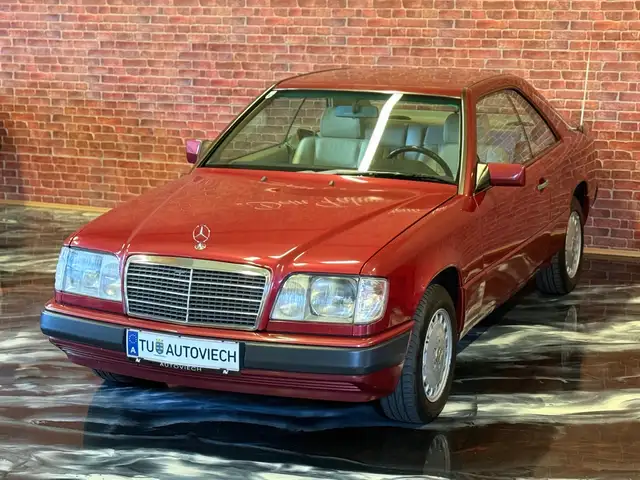 Mercedes-Benz E 230 230 E W124C*Coupe*Almandinrot Metallic*