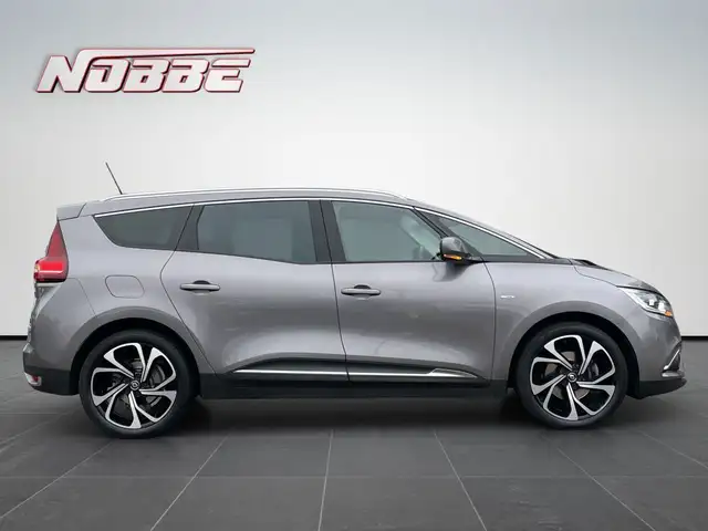 Renault Grand Scenic view 6