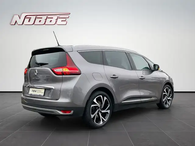 Renault Grand Scenic view 5