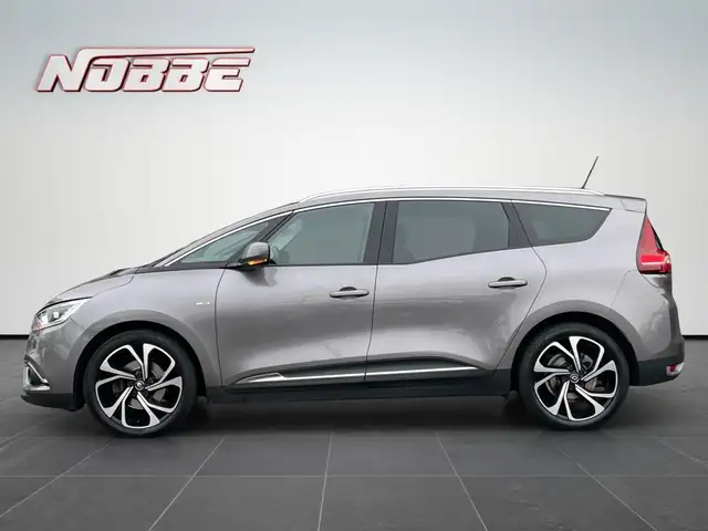 Renault Grand Scenic view 2