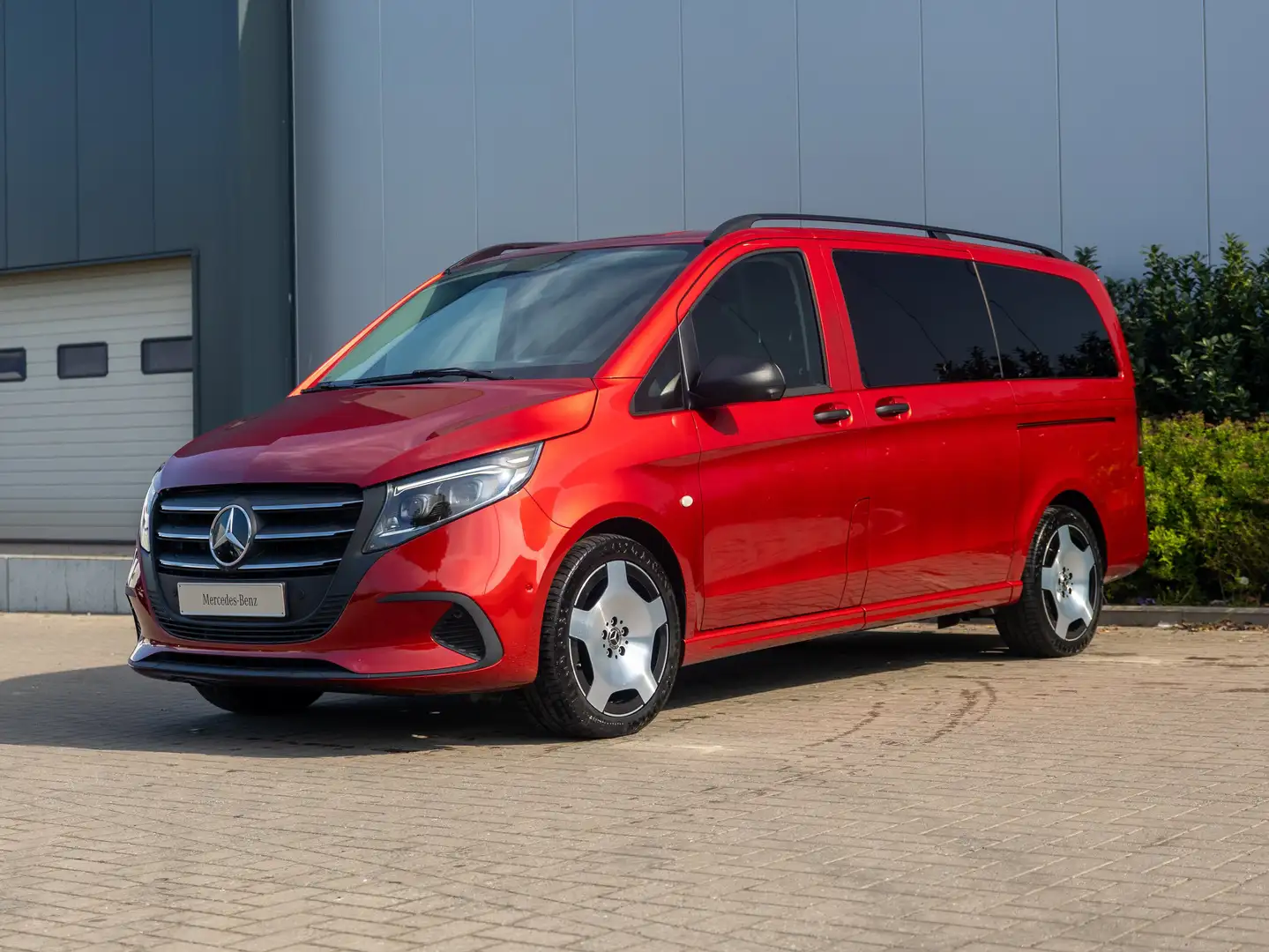 Mercedes-Benz Vito Tourer 124 CDI Select L2 9G-Tronic Rood - 2