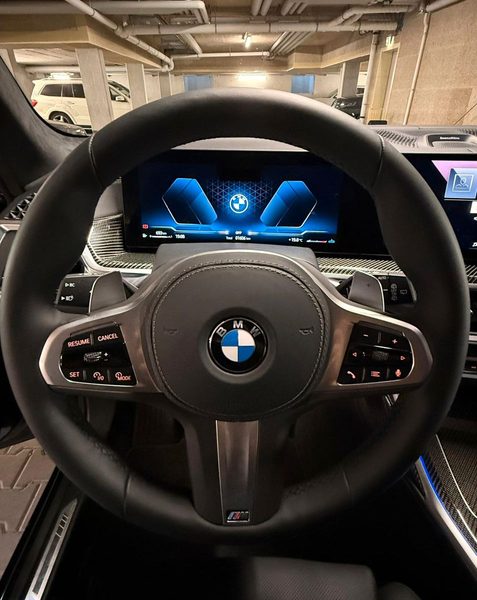 BMW X7 xDrive 40 d M Sport Pro Bowers Sky Carbon 26 — photo 8