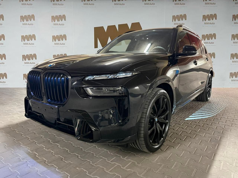 BMW X7 xDrive 40 d M Sport Pro Bowers Sky Carbon 26