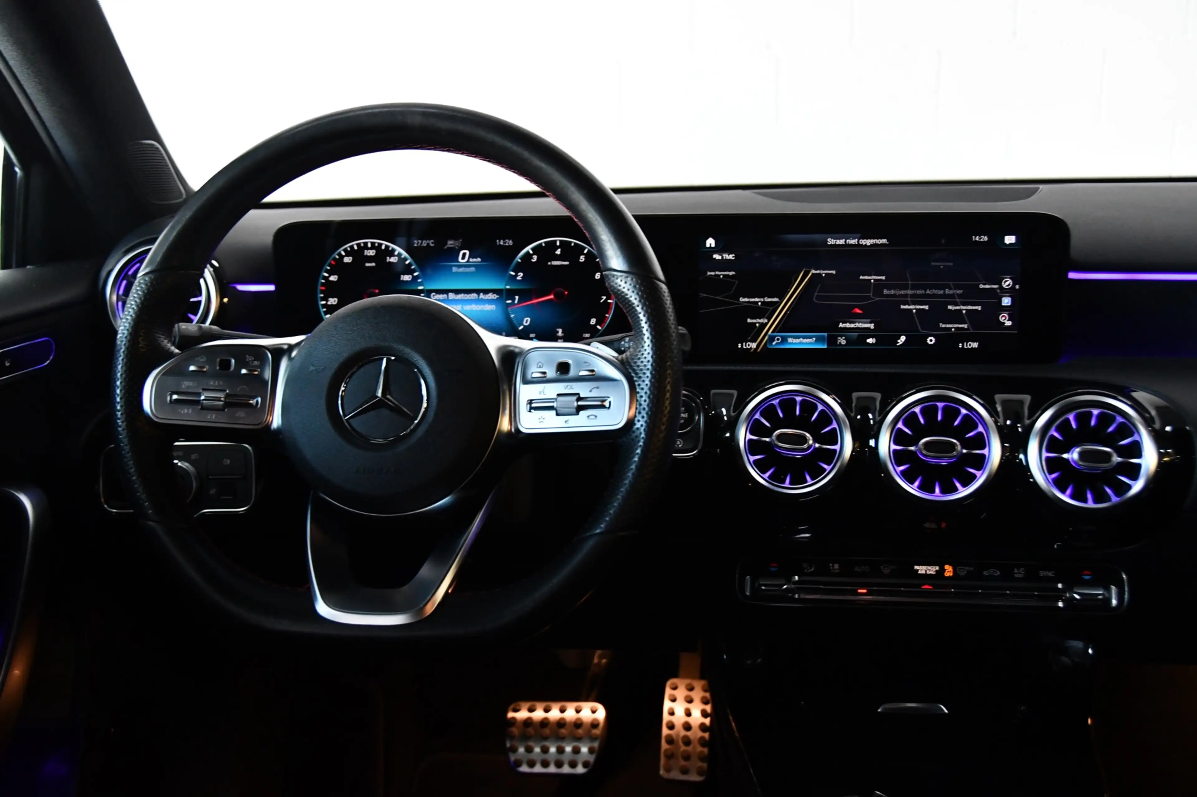 Mercedes-Benz A 200 Business Solution AMG, Burmester, Sfeer — photo 10