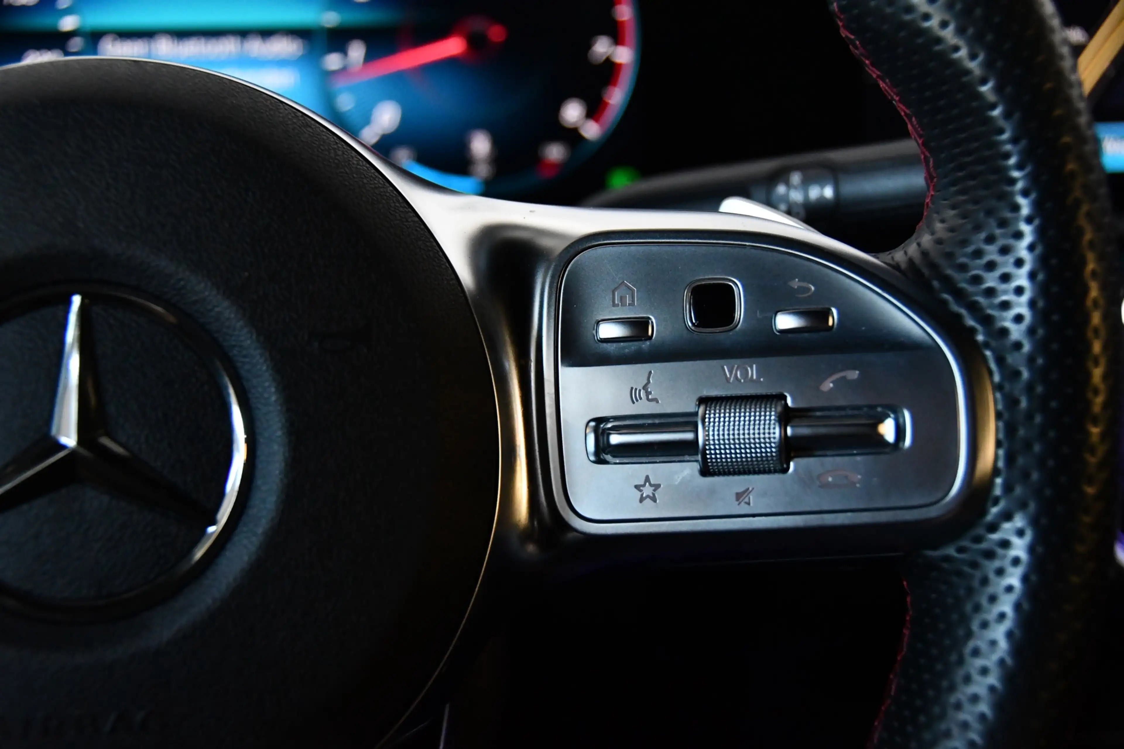 Mercedes-Benz A 200 Business Solution AMG, Burmester, Sfeer — photo 13