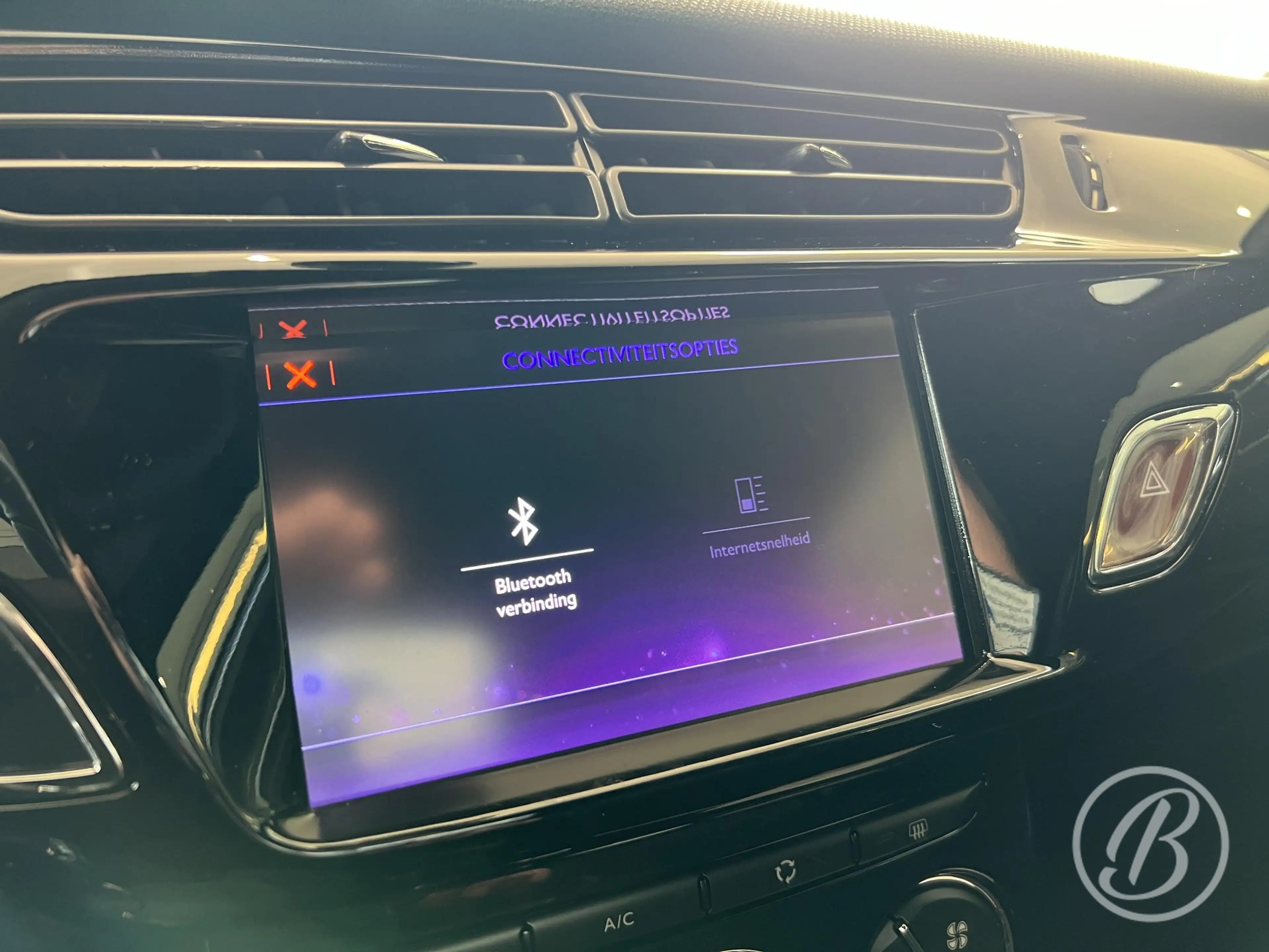 DS Automobiles DS 3 1.2 Turbo 110 pk So Chic EAT-6 Automaat — photo 24