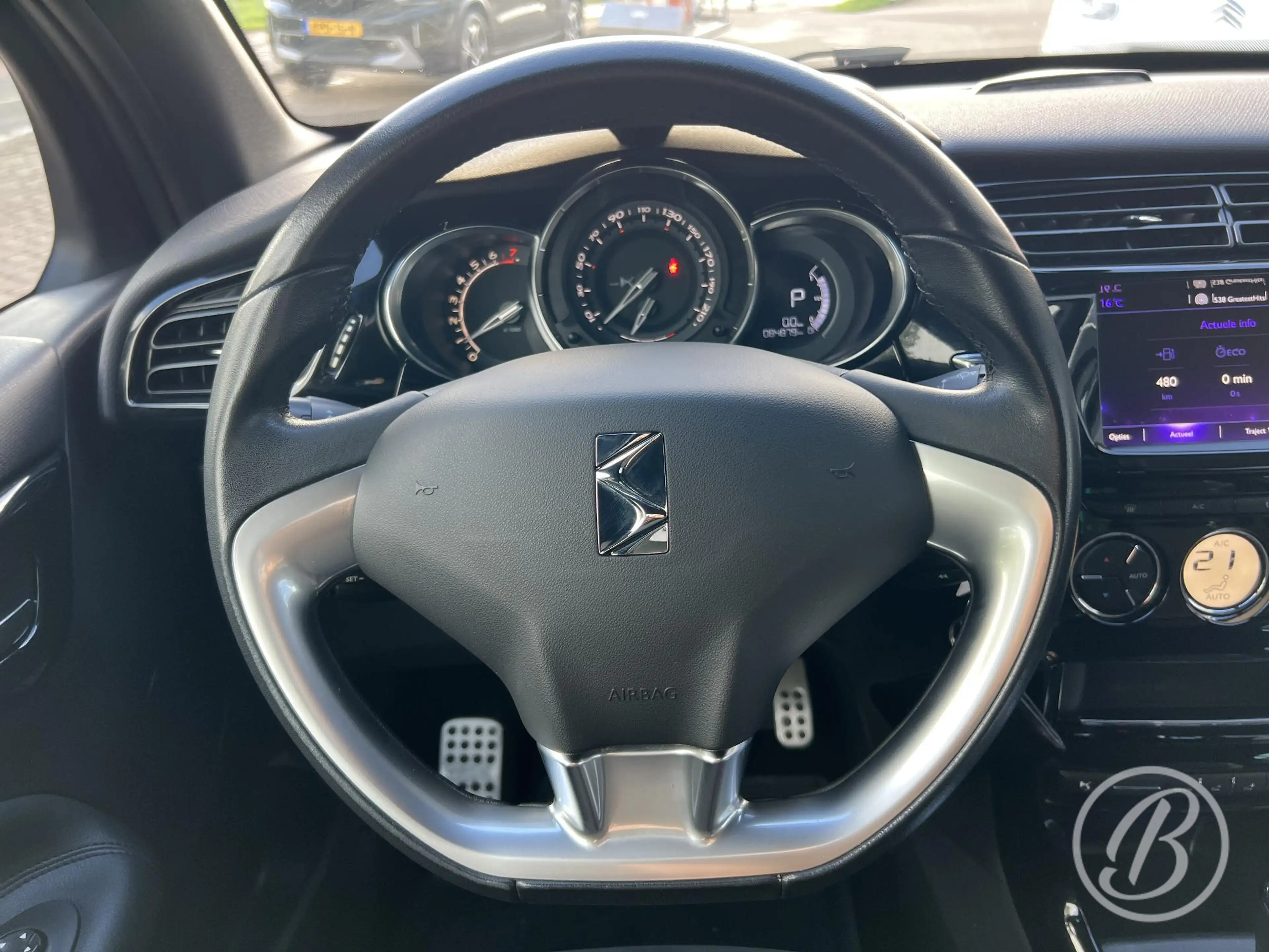 DS Automobiles DS 3 1.2 Turbo 110 pk So Chic EAT-6 Automaat — photo 8