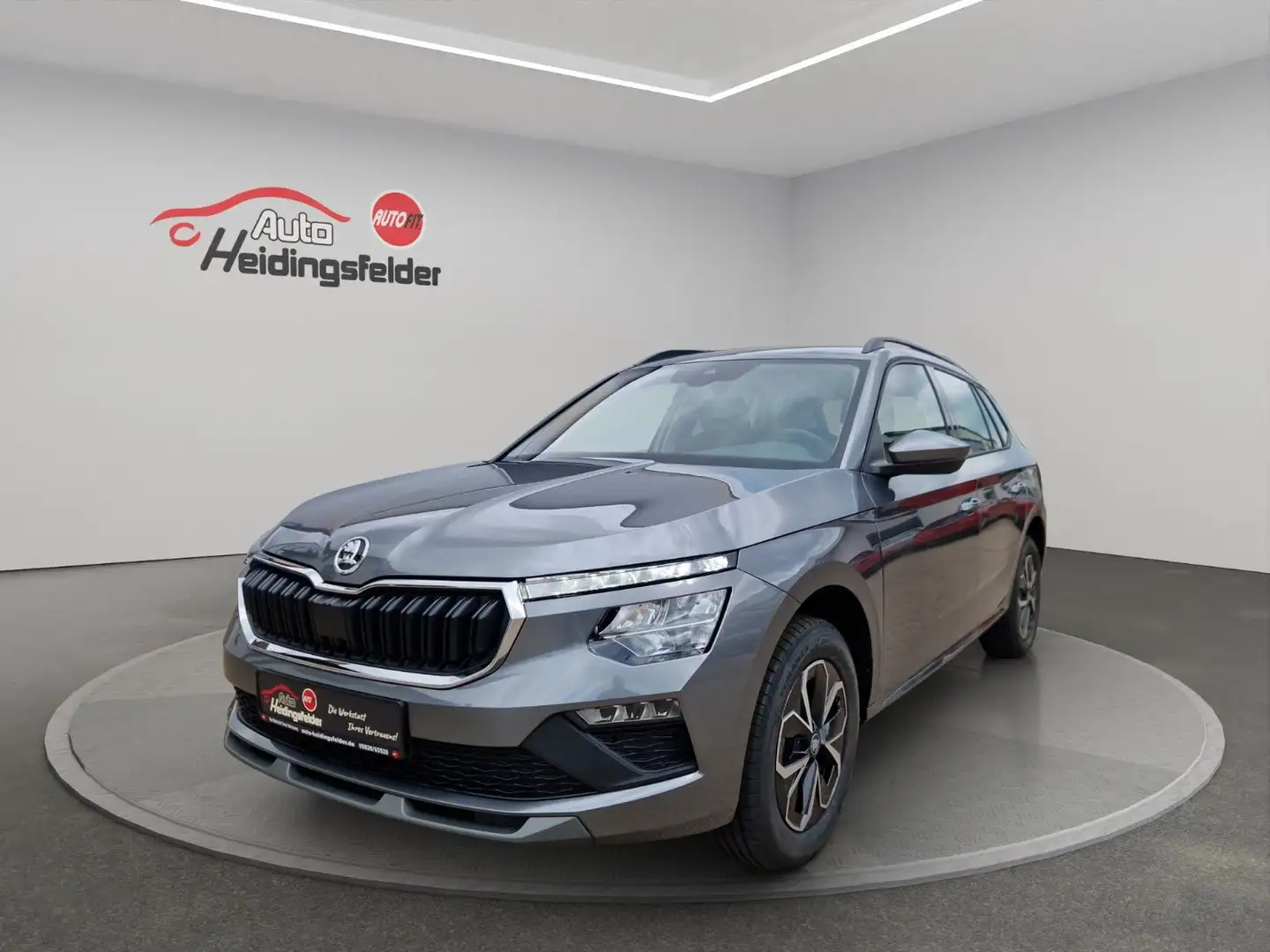Skoda Kamiq Selection, PDC, RFK, SHZ, DAB, APP CONNECT Gris - 1