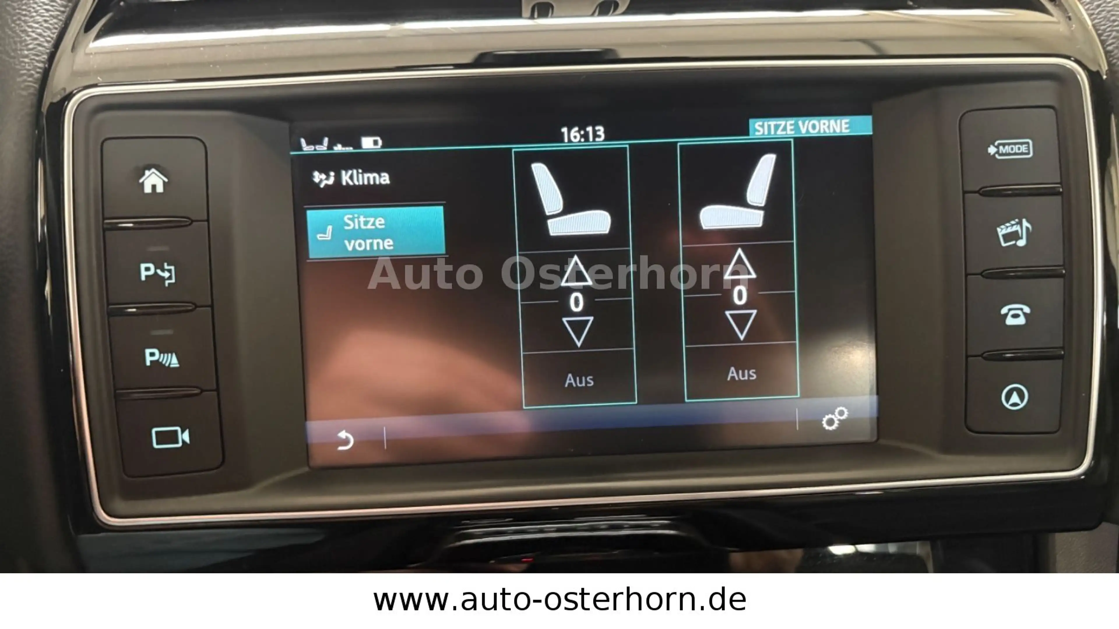 Jaguar F-Pace Prestige AWD Automatik — photo 22