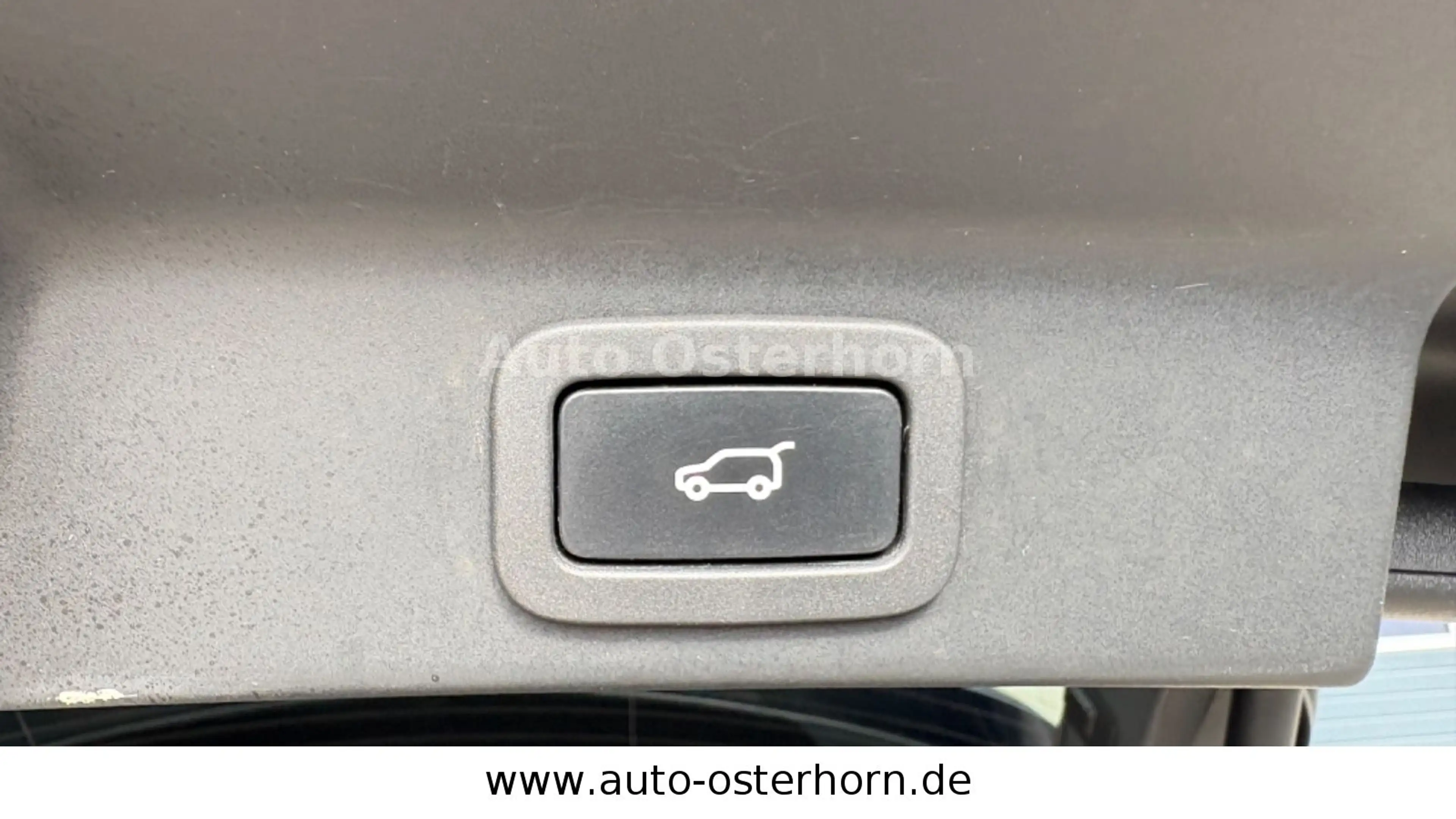 Jaguar F-Pace Prestige AWD Automatik — photo 8