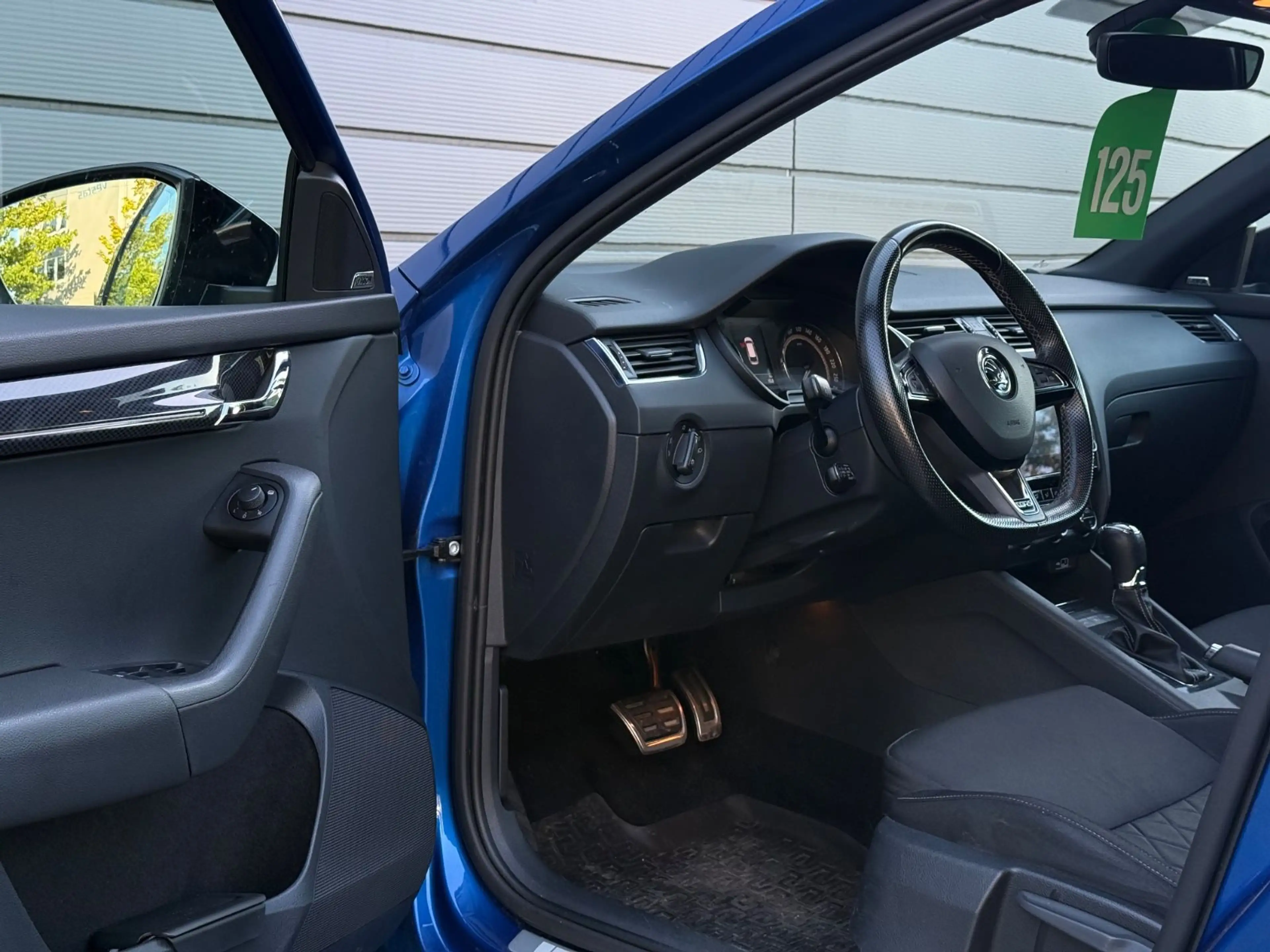 Skoda Octavia VRS 4x4 *HU/AU NEU*KLIMA*SHZ*TEMPO* — photo 11