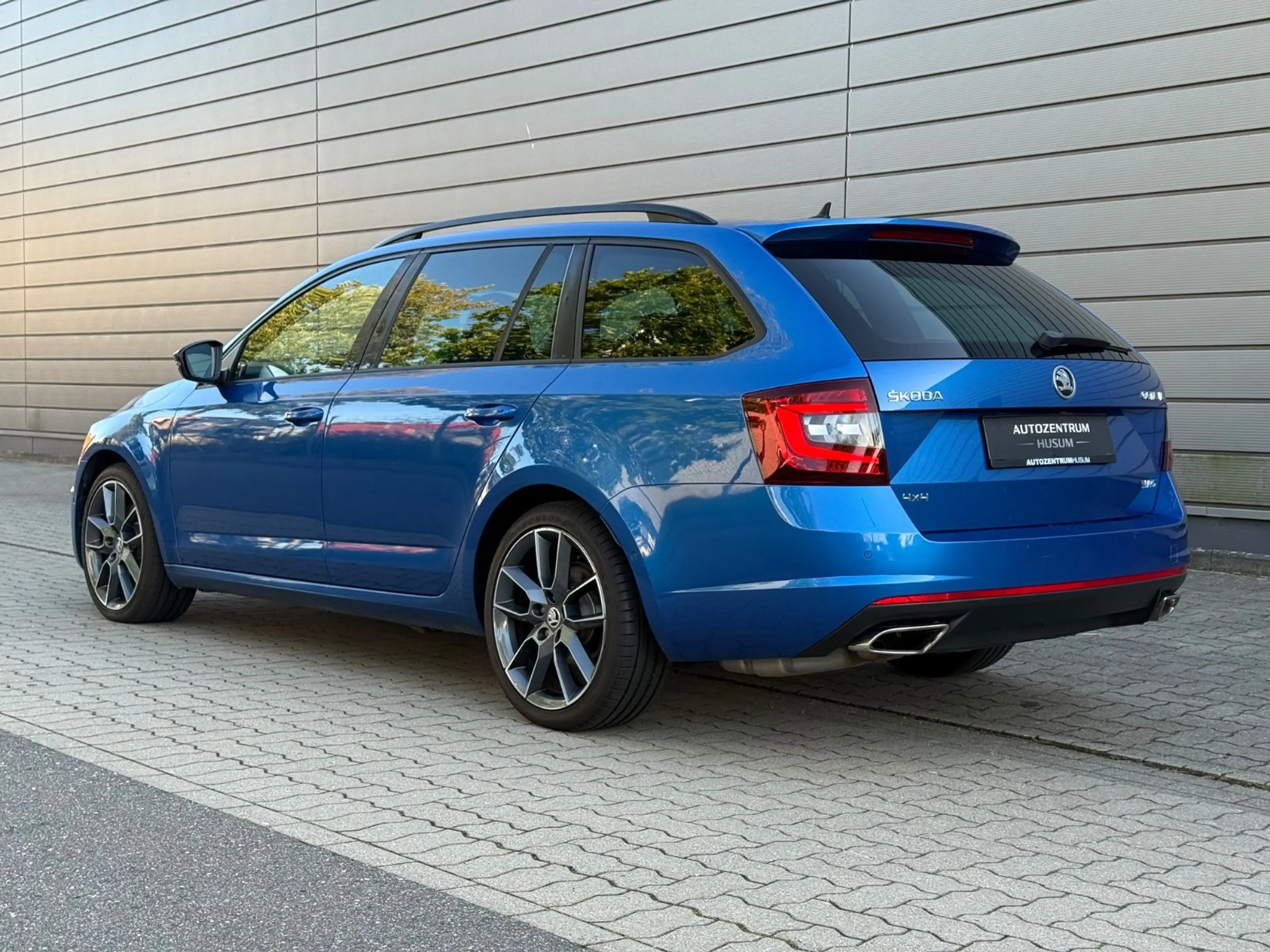 Skoda Octavia VRS 4x4 *HU/AU NEU*KLIMA*SHZ*TEMPO* — photo 8