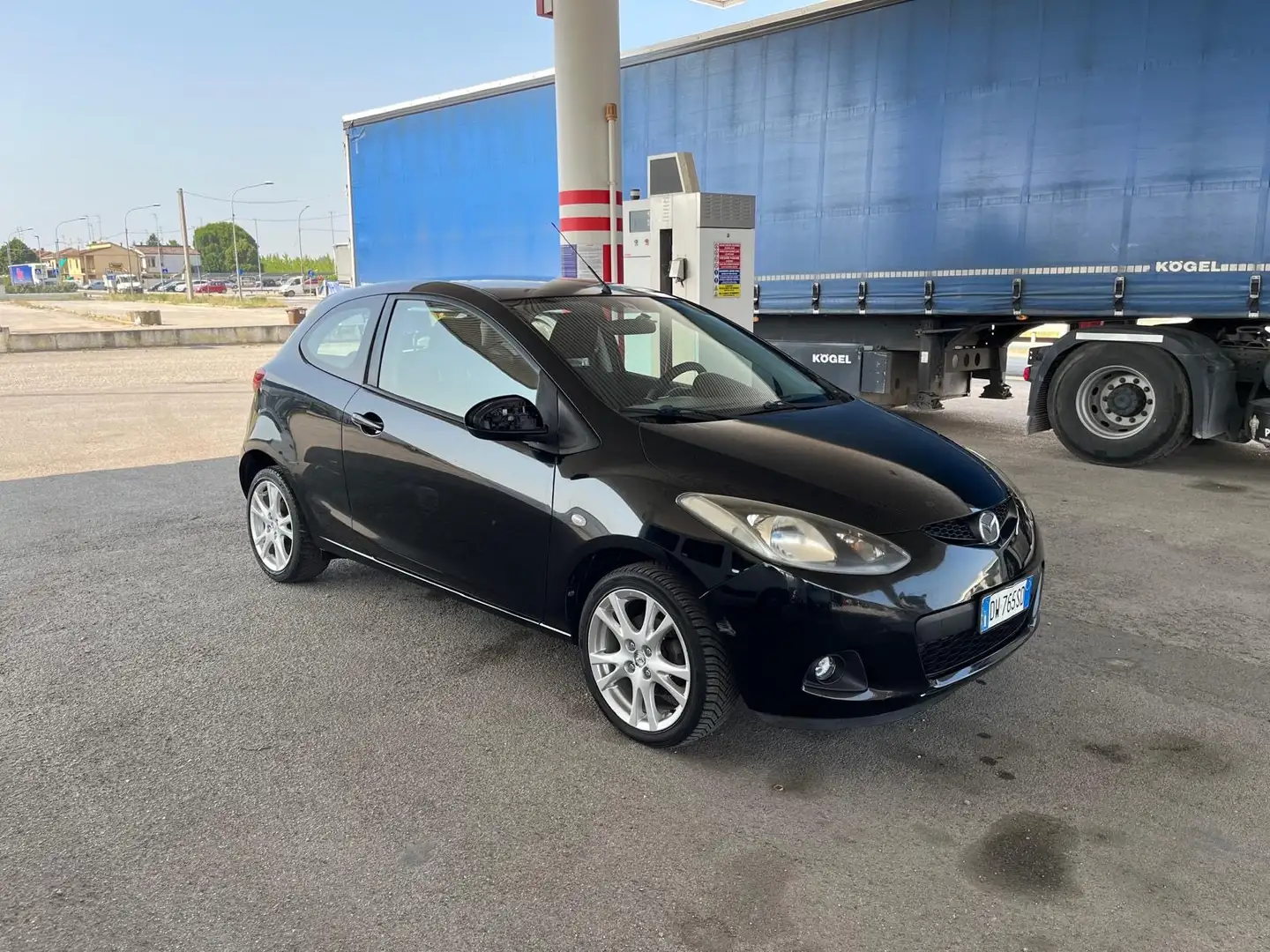 Mazda 2 3p 1.4d Fun 68cv - 1