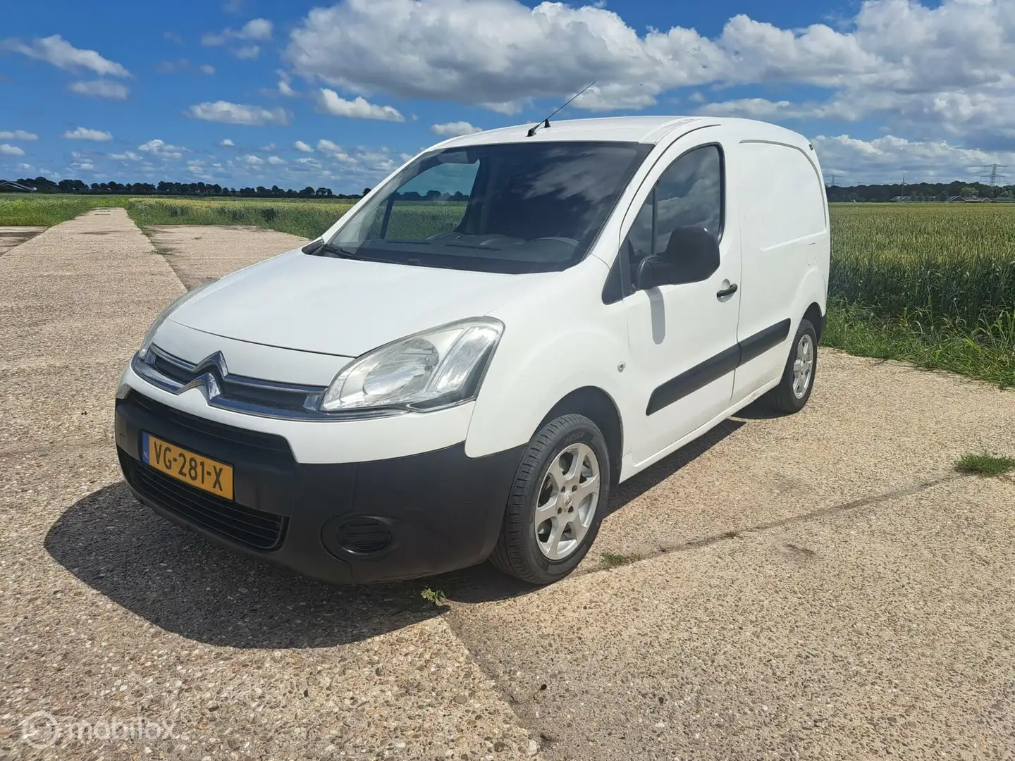 Citroen Berlingo bestel 1.6 HDI 500 bj 2014 marge Wit - 1