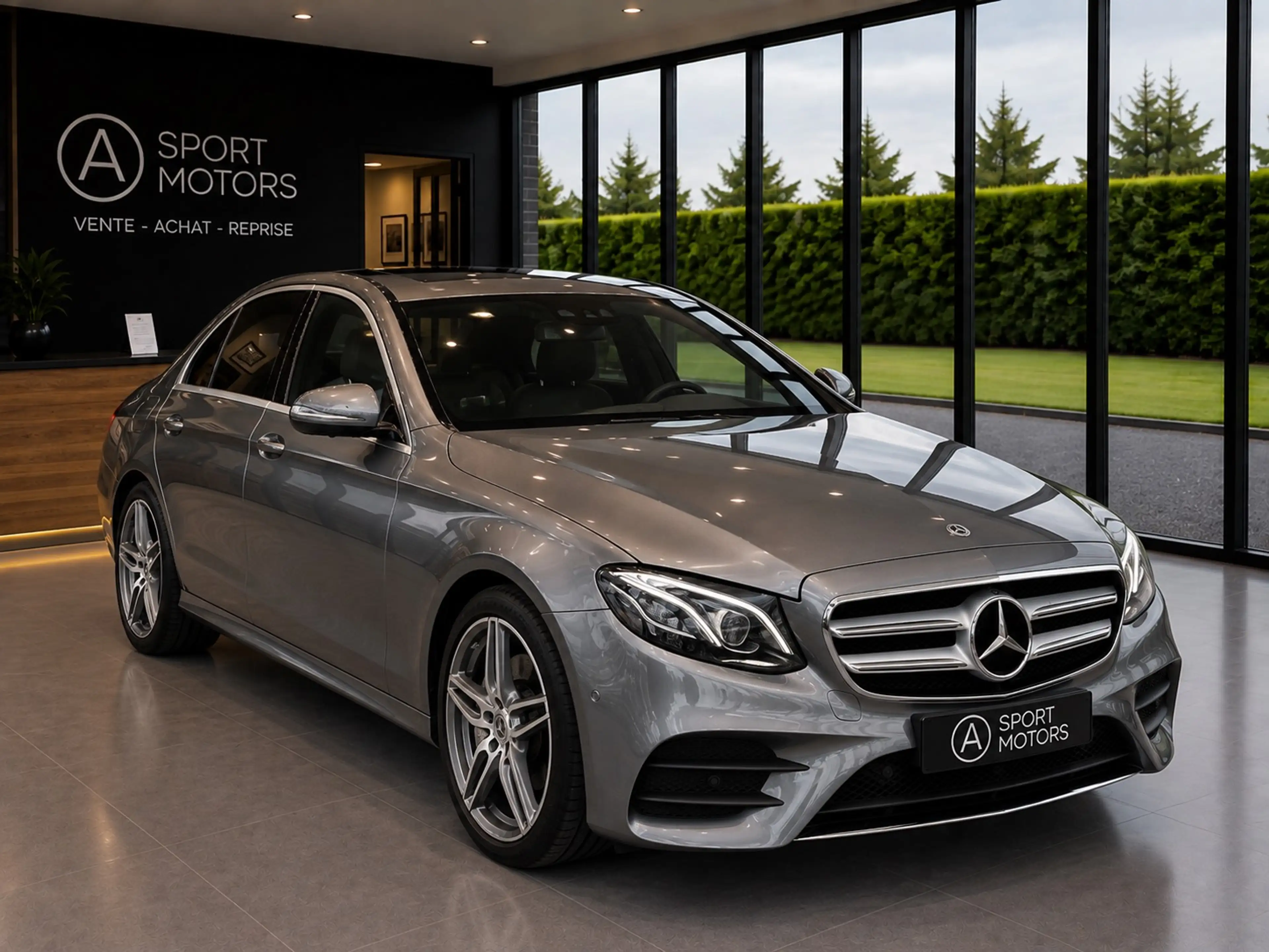 Mercedes-Benz E 200 E 200 d Pack Amg 1er propriétaire | NEUVE| 42.000KM Historique Complet ! — photo 3