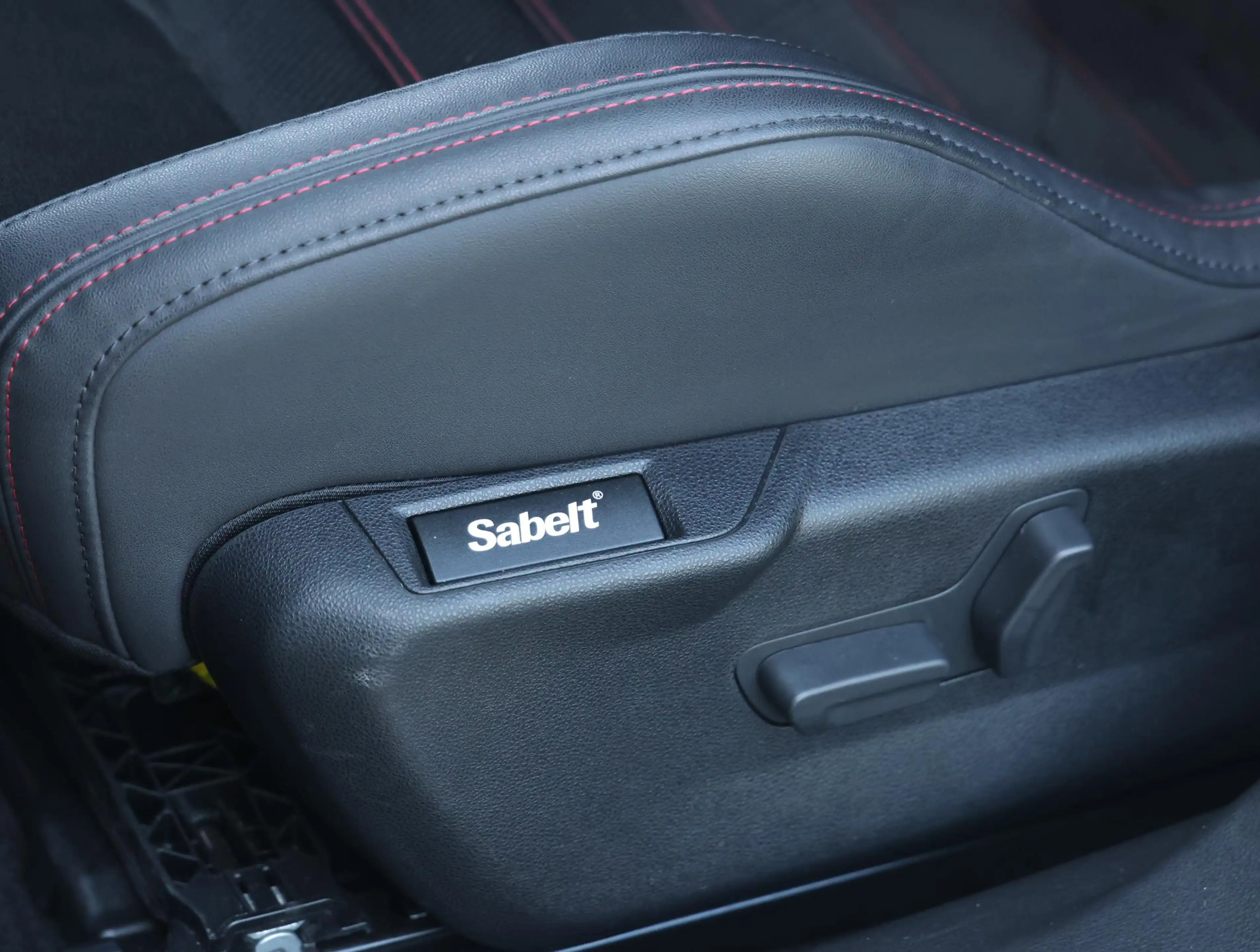 Alfa Romeo Junior 1.2 136pk Hybrid Ibrida Speciale | Sport Pack | Na — photo 5
