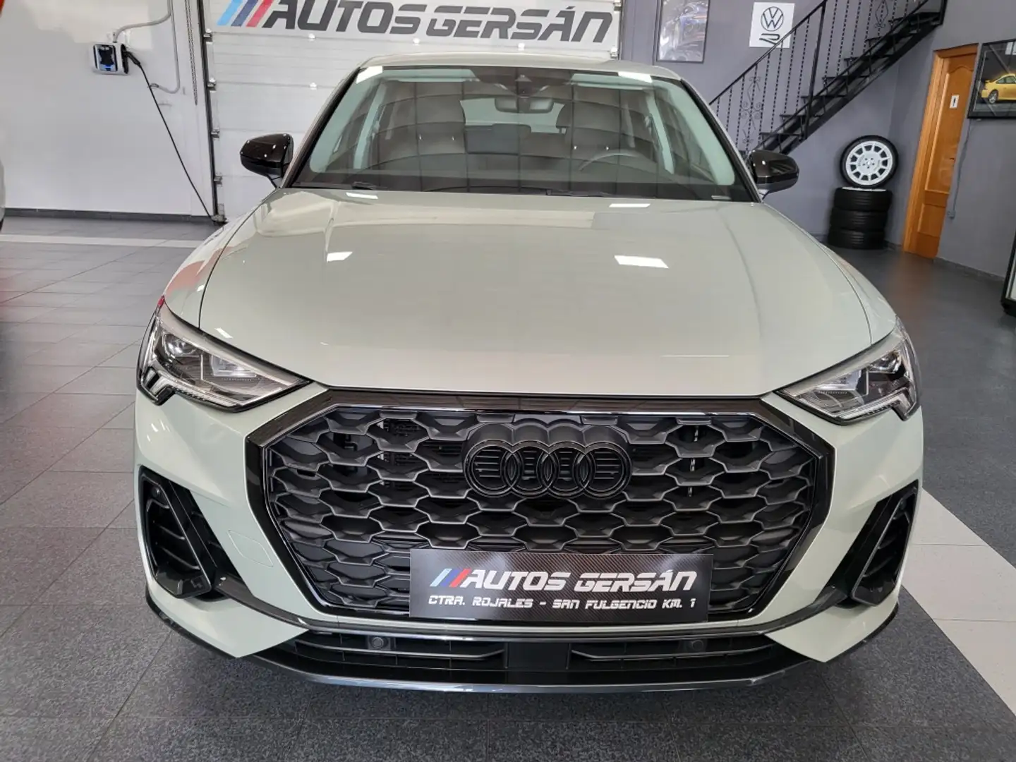 Audi Q3 Sportback 35 TDI Advanced S tronic Wit - 2
