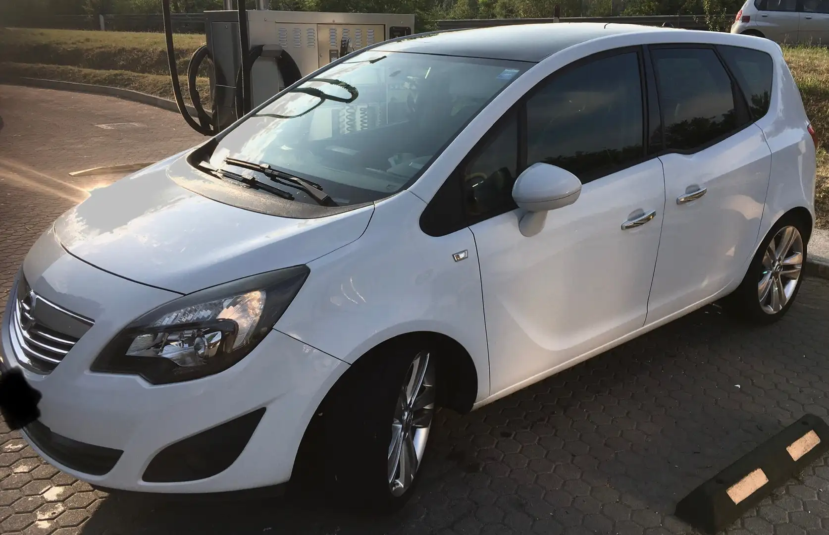 Opel Meriva 1.7 cdti Cosmo Panoramic b-Color 110cv Bianco - 1