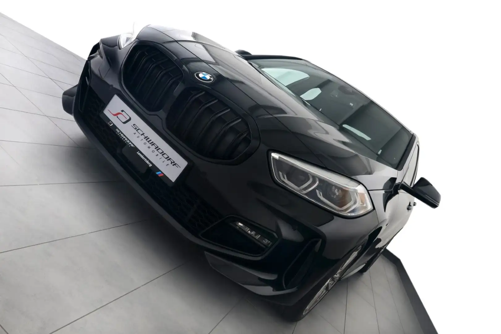BMW 118 d Aut. M Sport Shadow M-Sitze LiveCoPro 1Hand Noir - 2