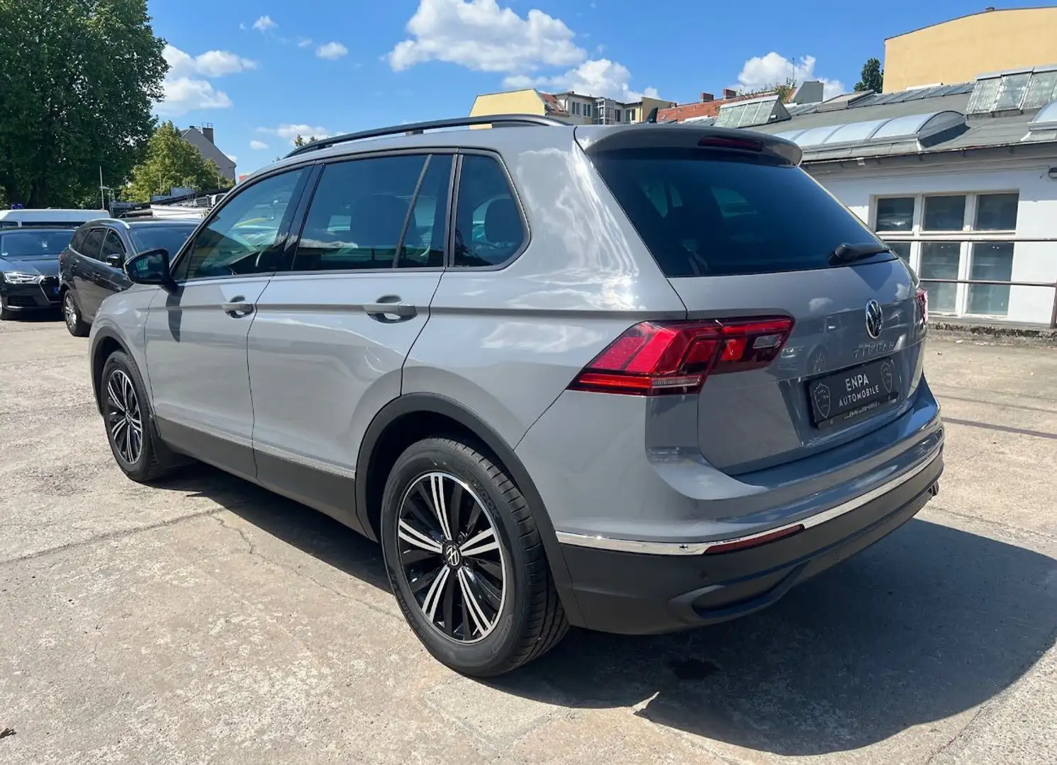 Volkswagen Tiguan LIFE MATRIX-LED|ACC|STAND-HZG|KAMERA|NAVI Gris - 2