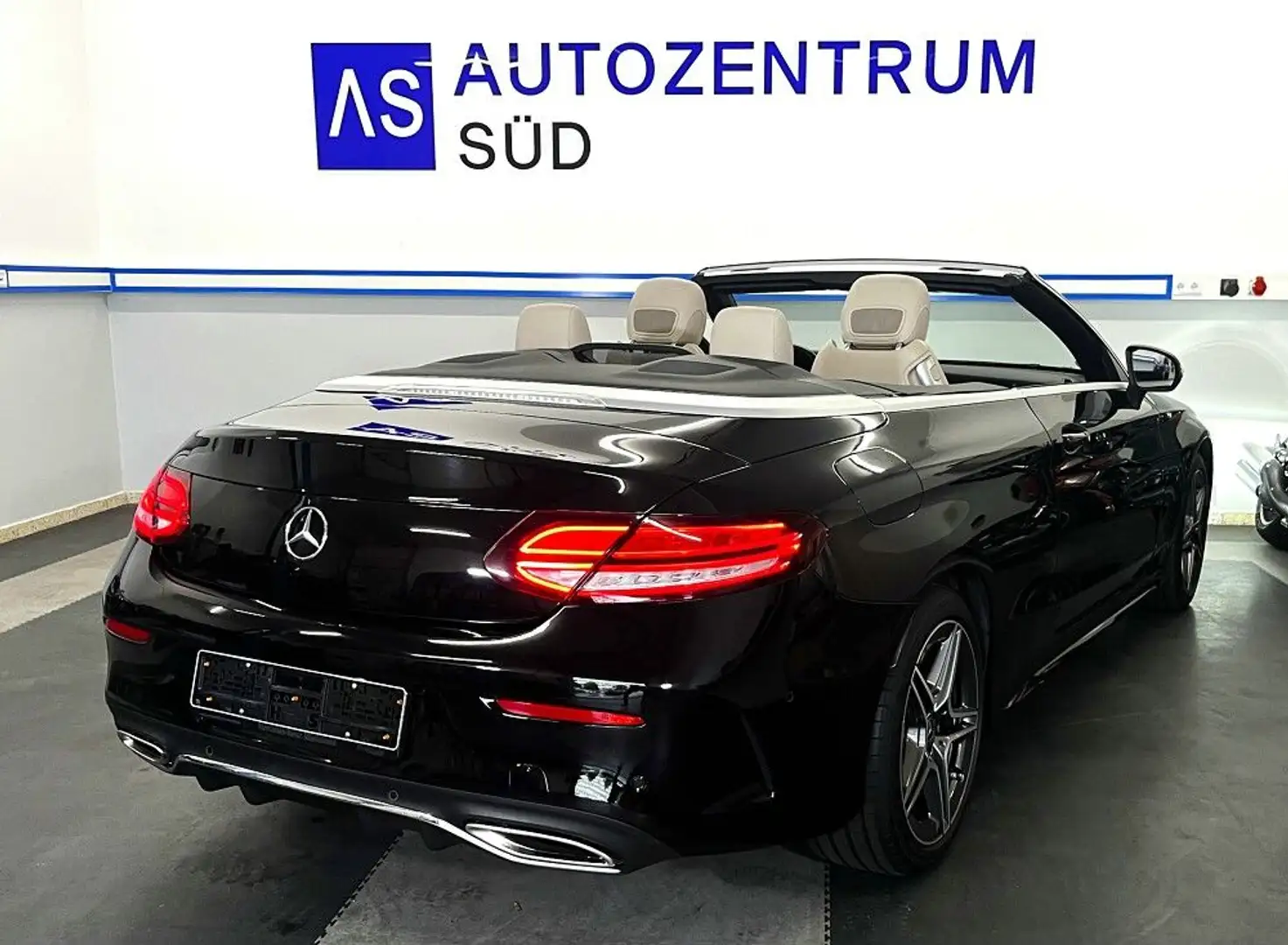 Mercedes-Benz C 300 Cabrio AMG-LINE NAVI MILD-HYBRID KEYLESS Noir - 2