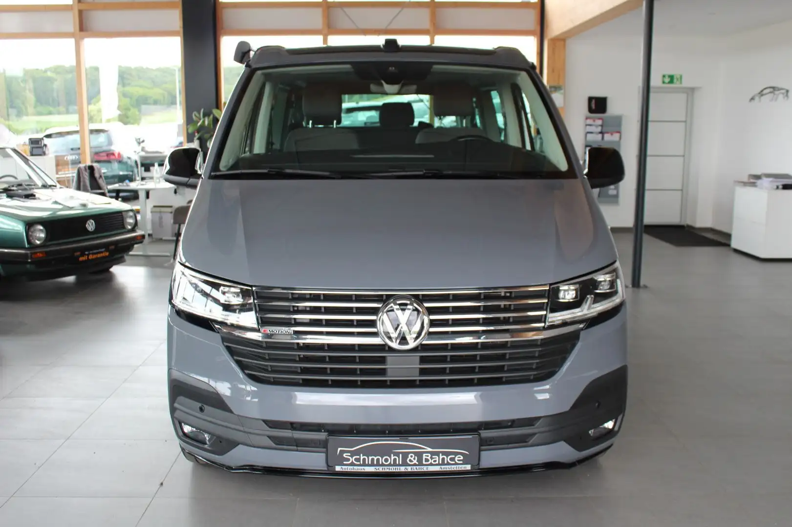 Volkswagen T6 California T6.1 California 2.0 TDI Beach Tour Edition 4Mo Grau - 2