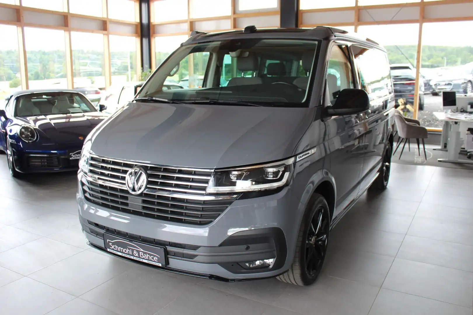 Volkswagen T6 California T6.1 California 2.0 TDI Beach Tour Edition 4Mo Grau - 1