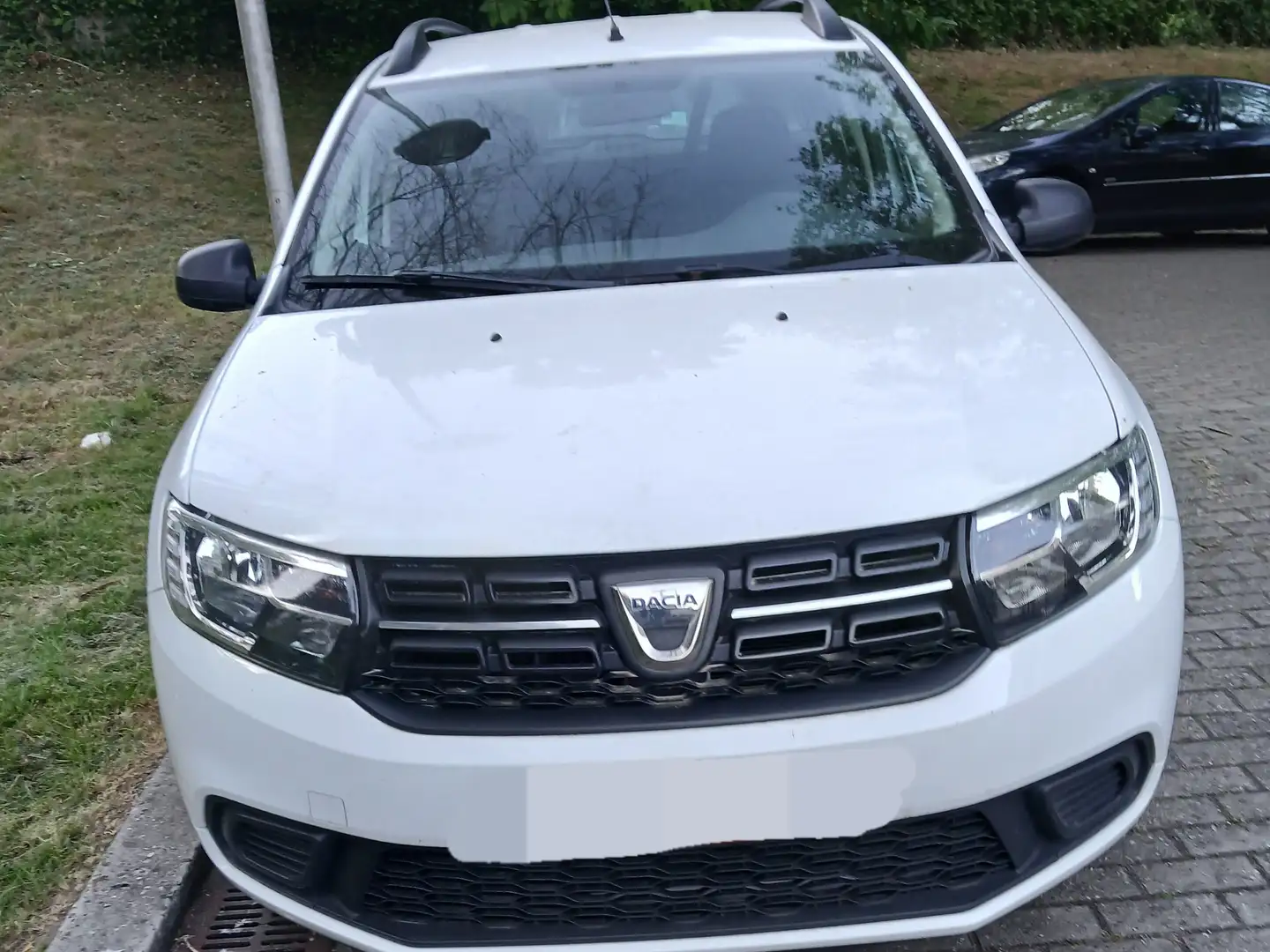 Dacia Logan Logan MCV 1.0i SCe Lauréate (EU6.2) Blanc - 1