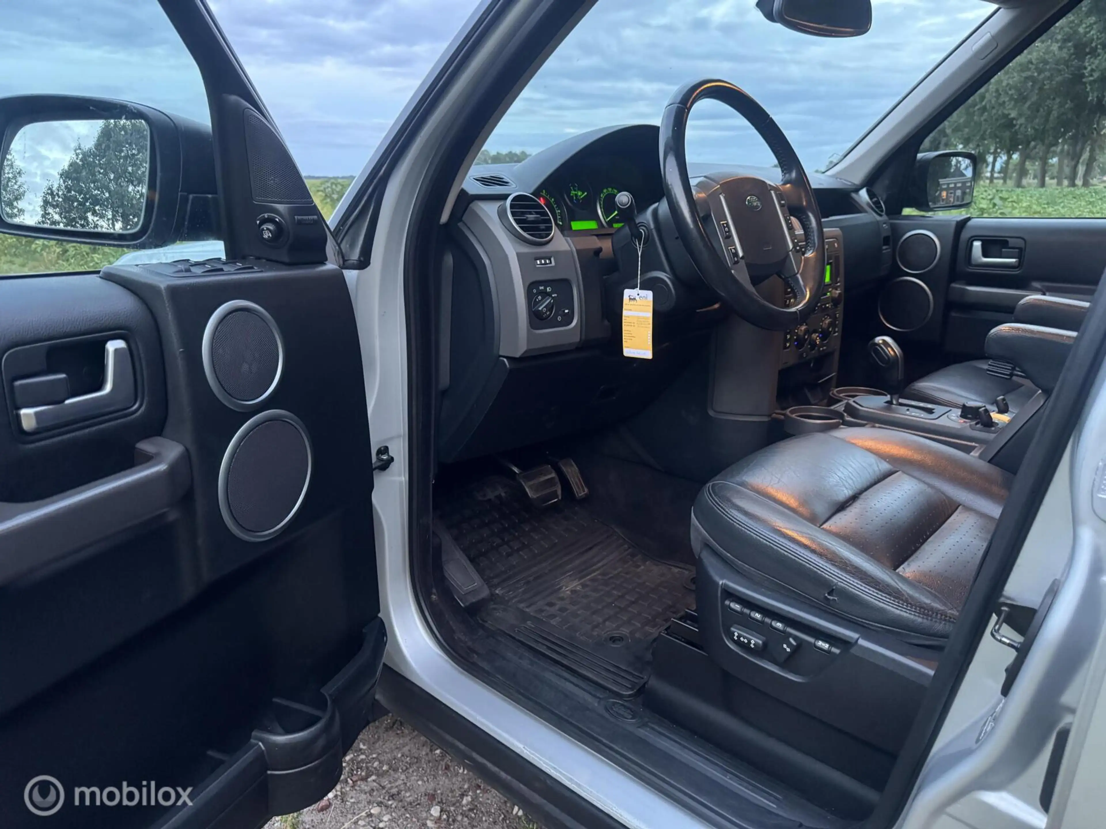 Land Rover Discovery 4.4 V8 HSE Luxury Pack — photo 3