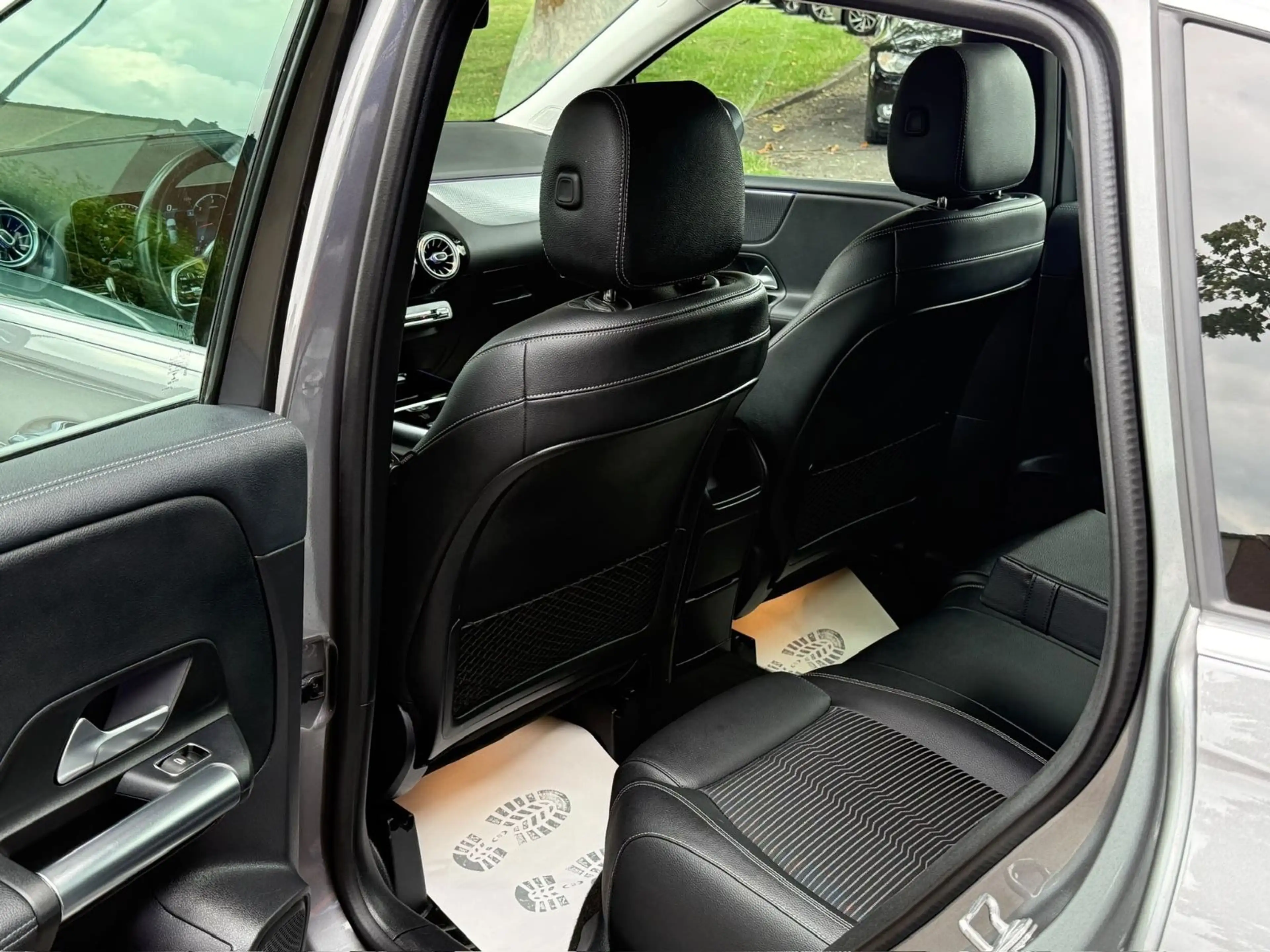 Mercedes-Benz B 220 d*AUTOMATIK*NAVI*LEDER*KAMERA*LED* — photo 11