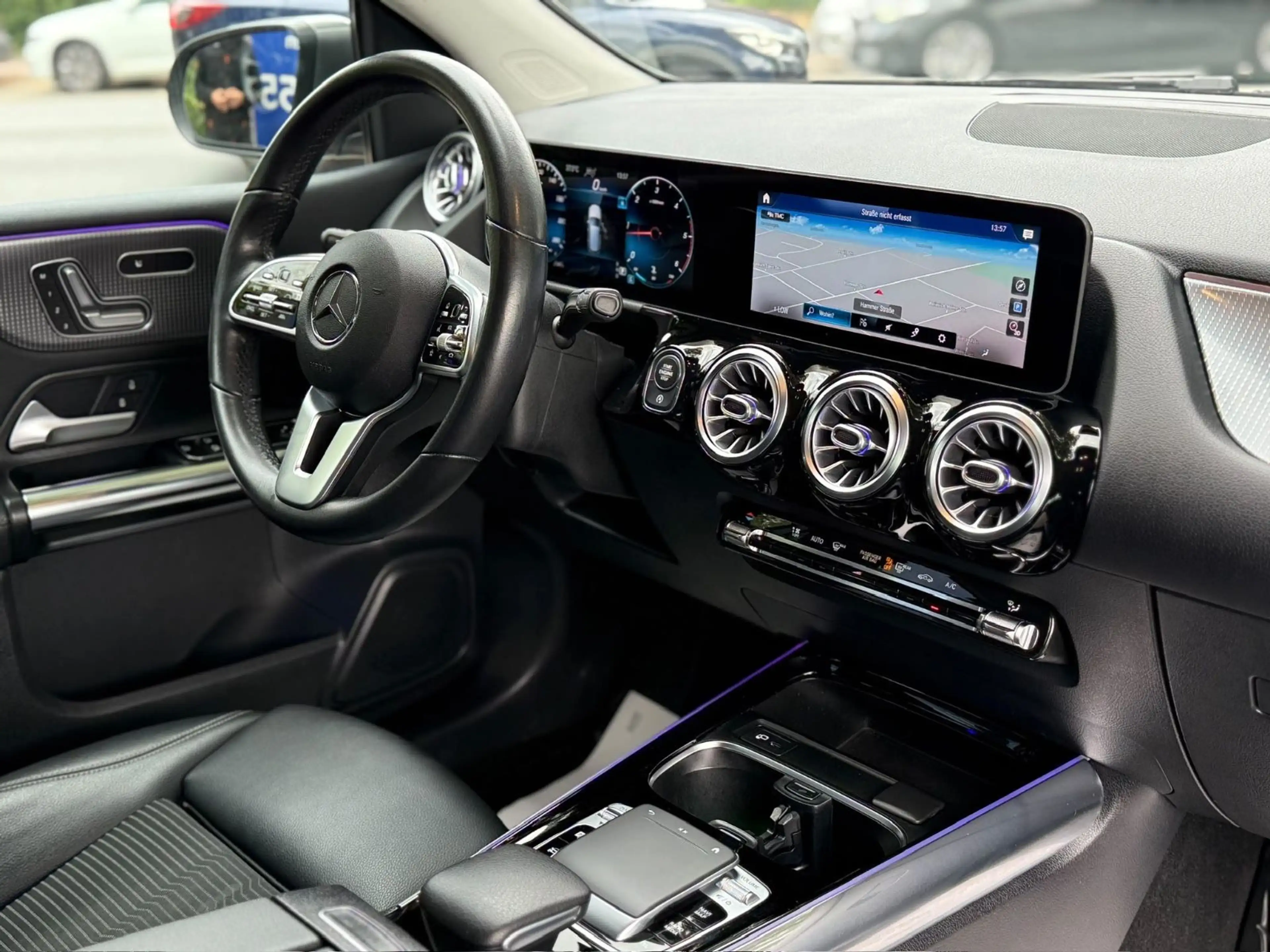 Mercedes-Benz B 220 d*AUTOMATIK*NAVI*LEDER*KAMERA*LED* — photo 13