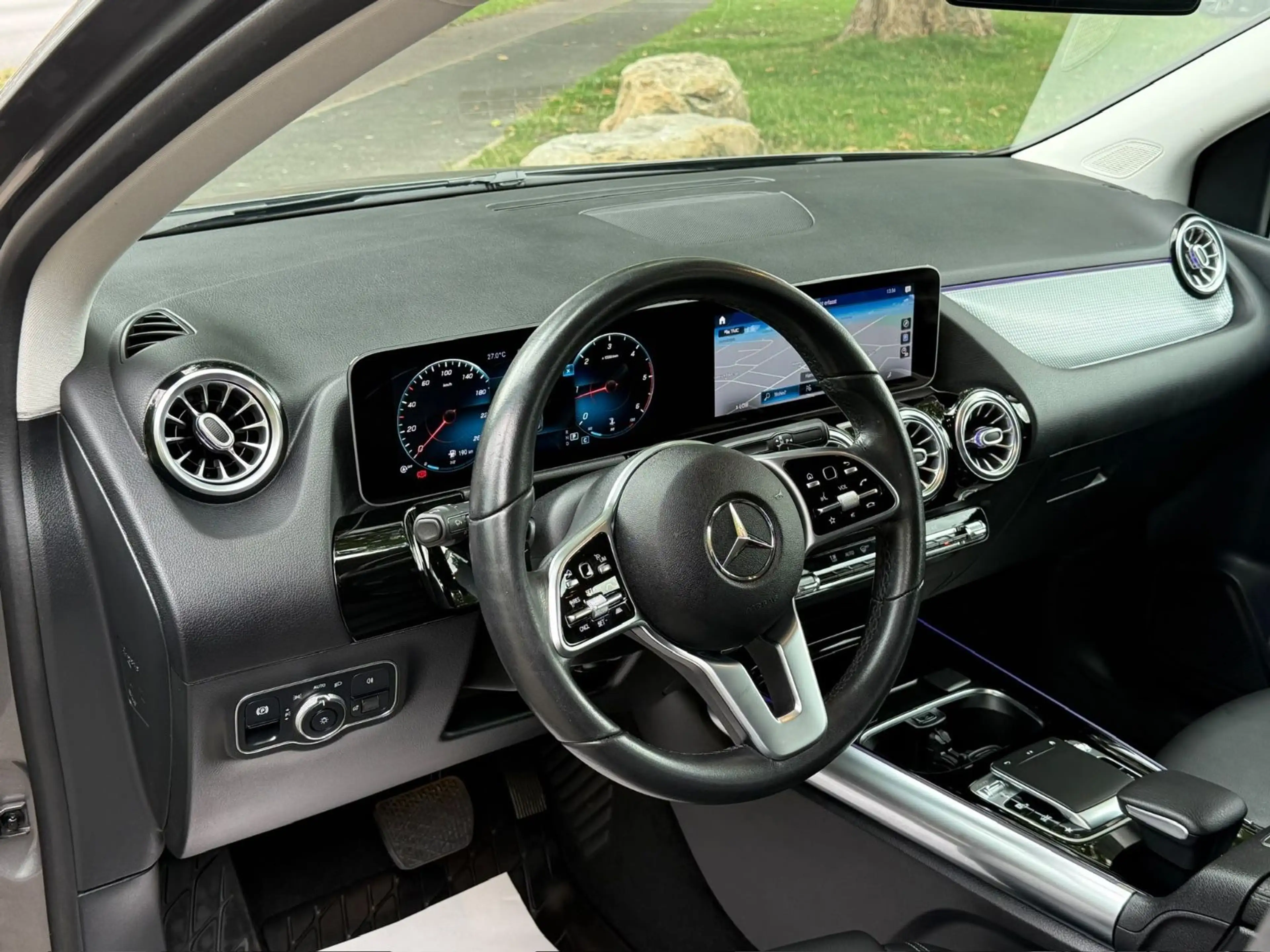 Mercedes-Benz B 220 d*AUTOMATIK*NAVI*LEDER*KAMERA*LED* — photo 9
